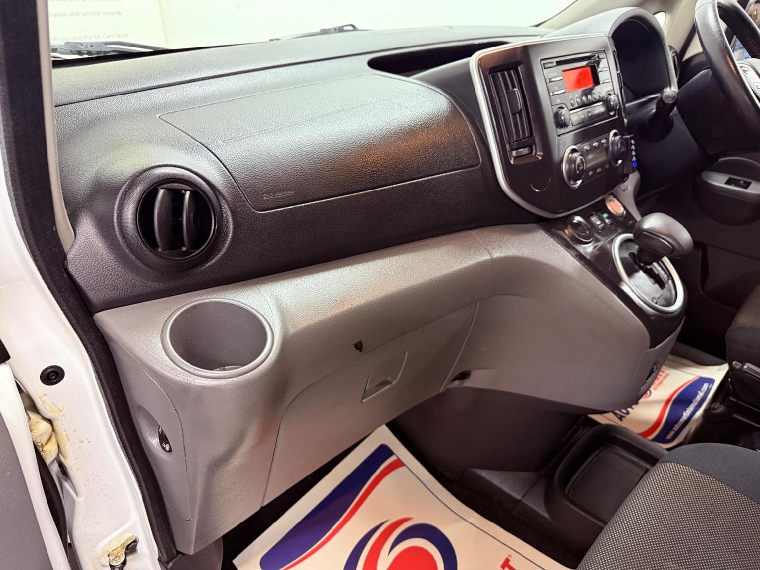 Nissan eNV200