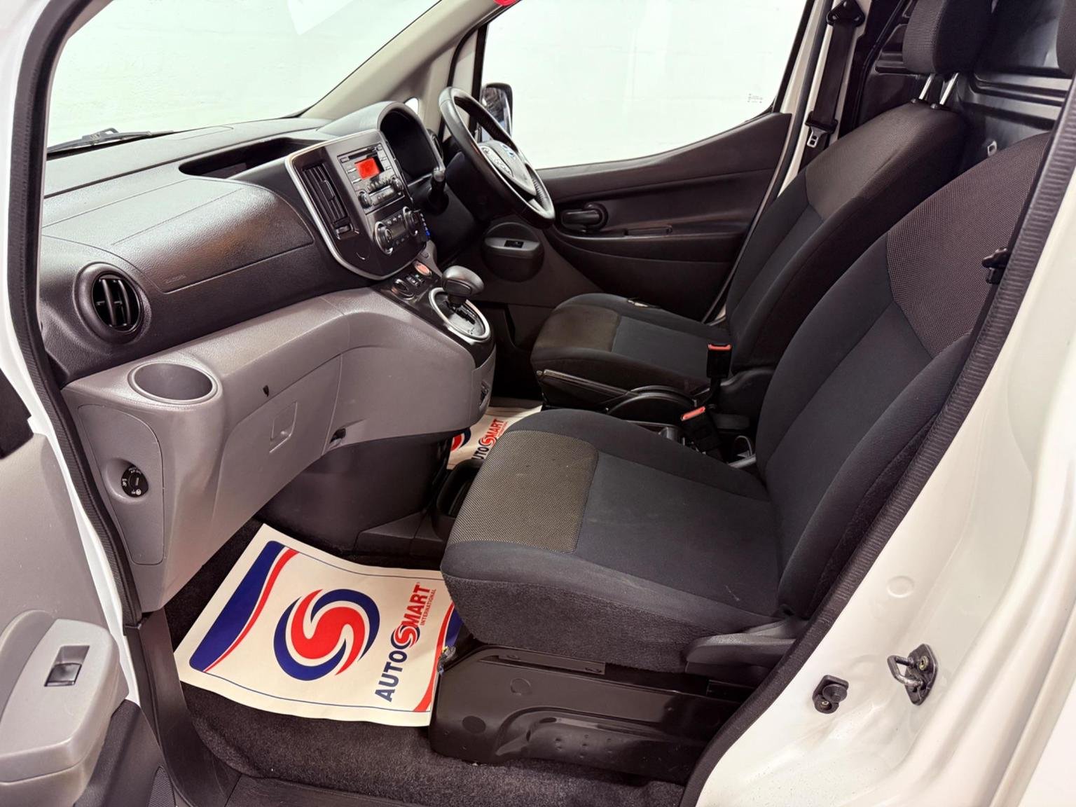 Nissan eNV200
