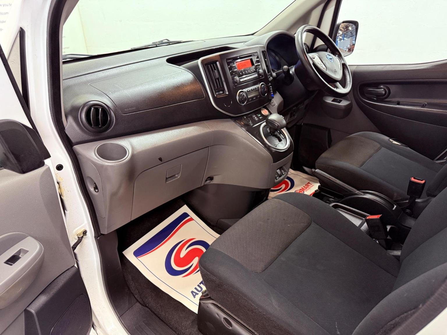 Nissan eNV200