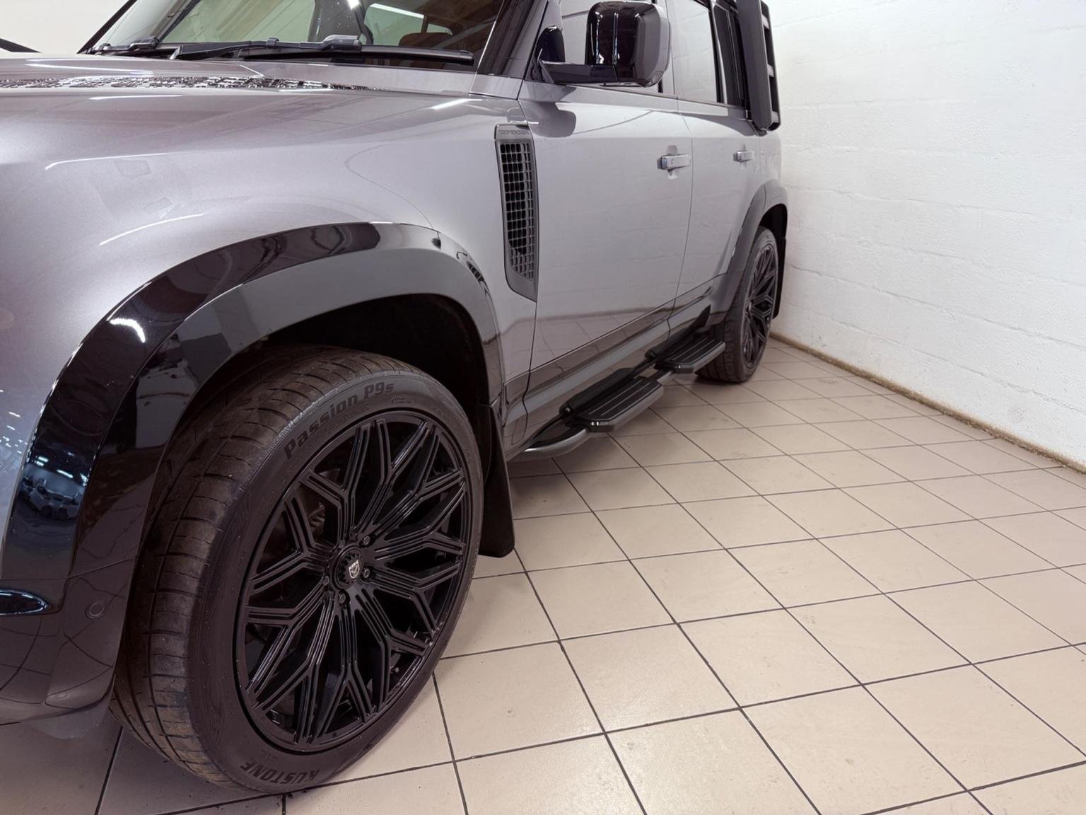 Land Rover 110
