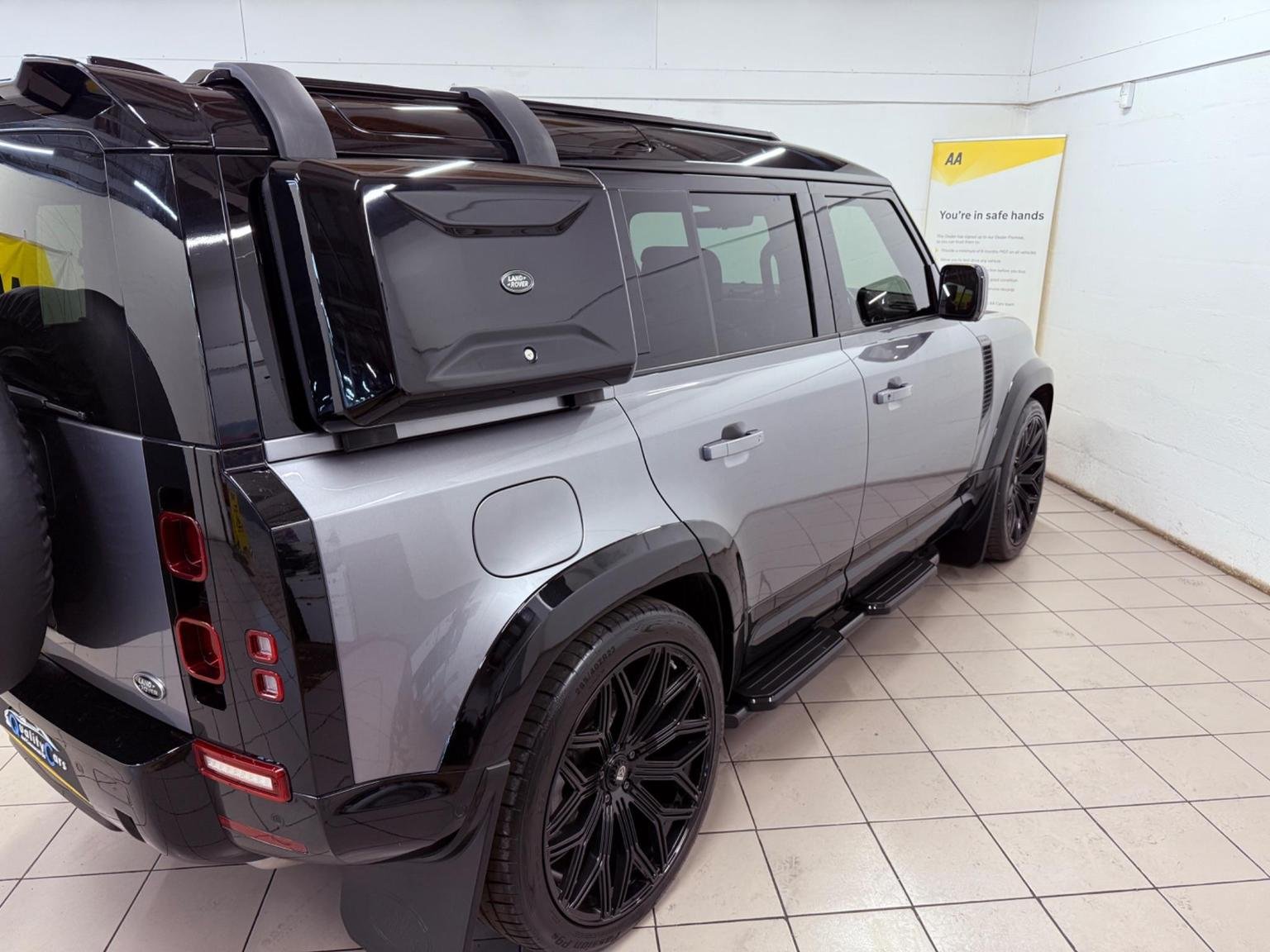 Land Rover 110