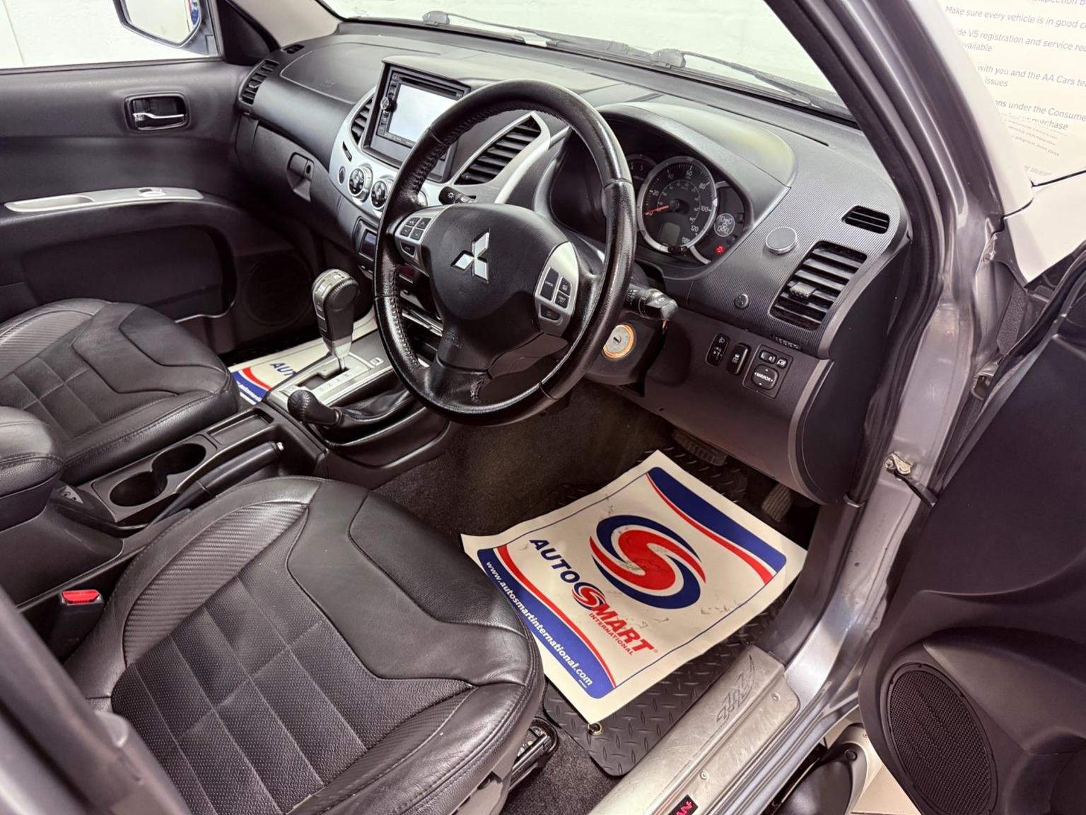 Mitsubishi L200