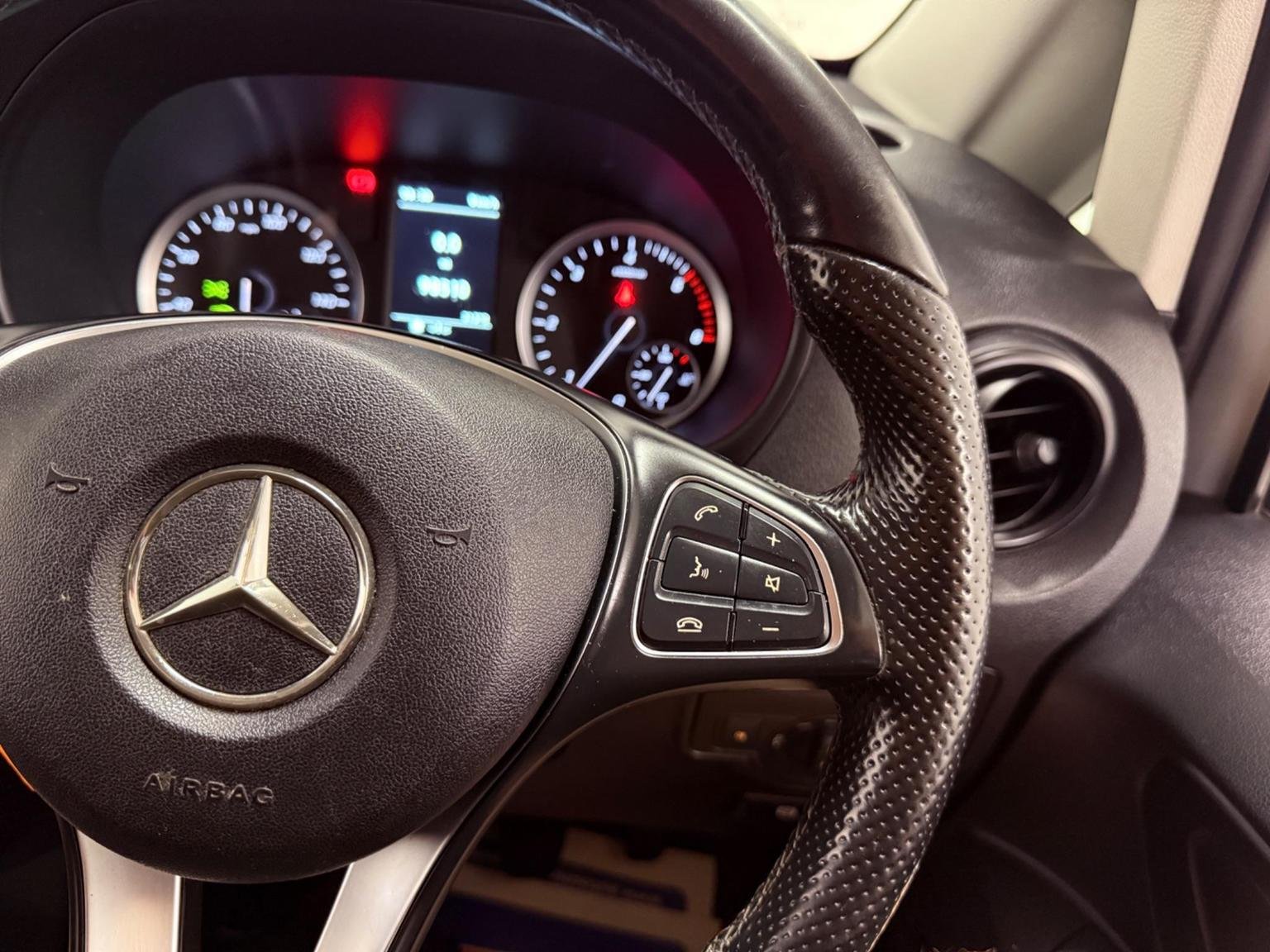 Mercedes Benz Vito