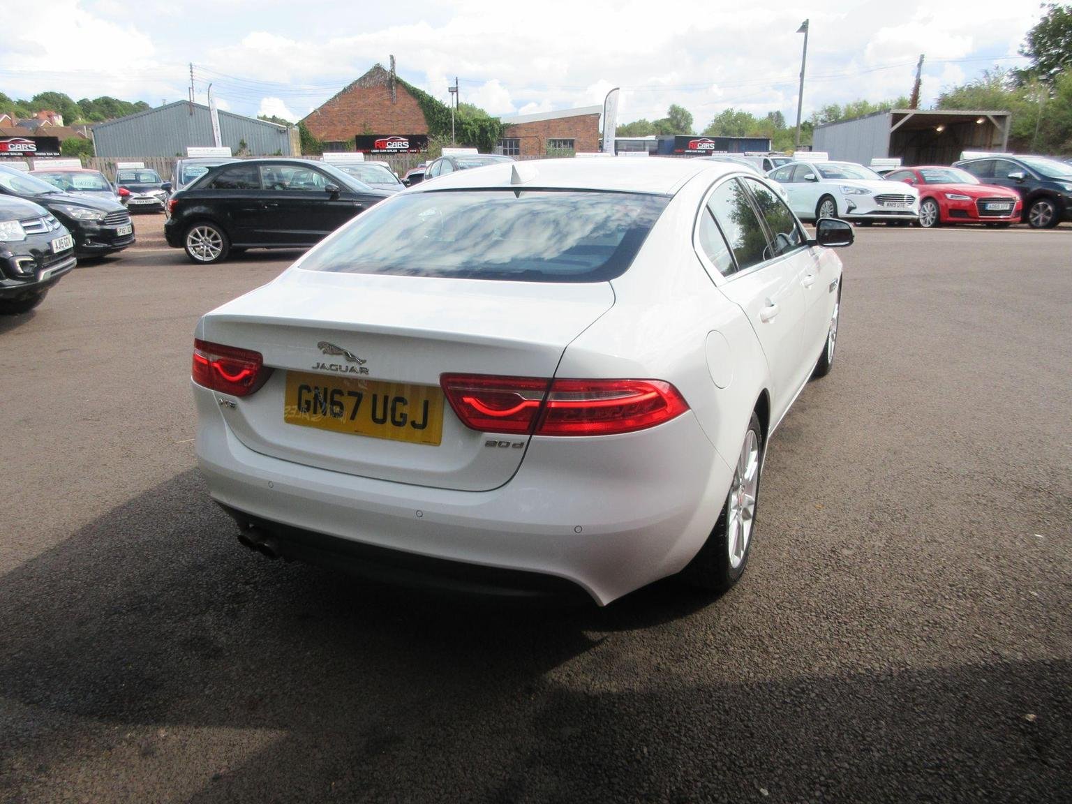 Jaguar XE