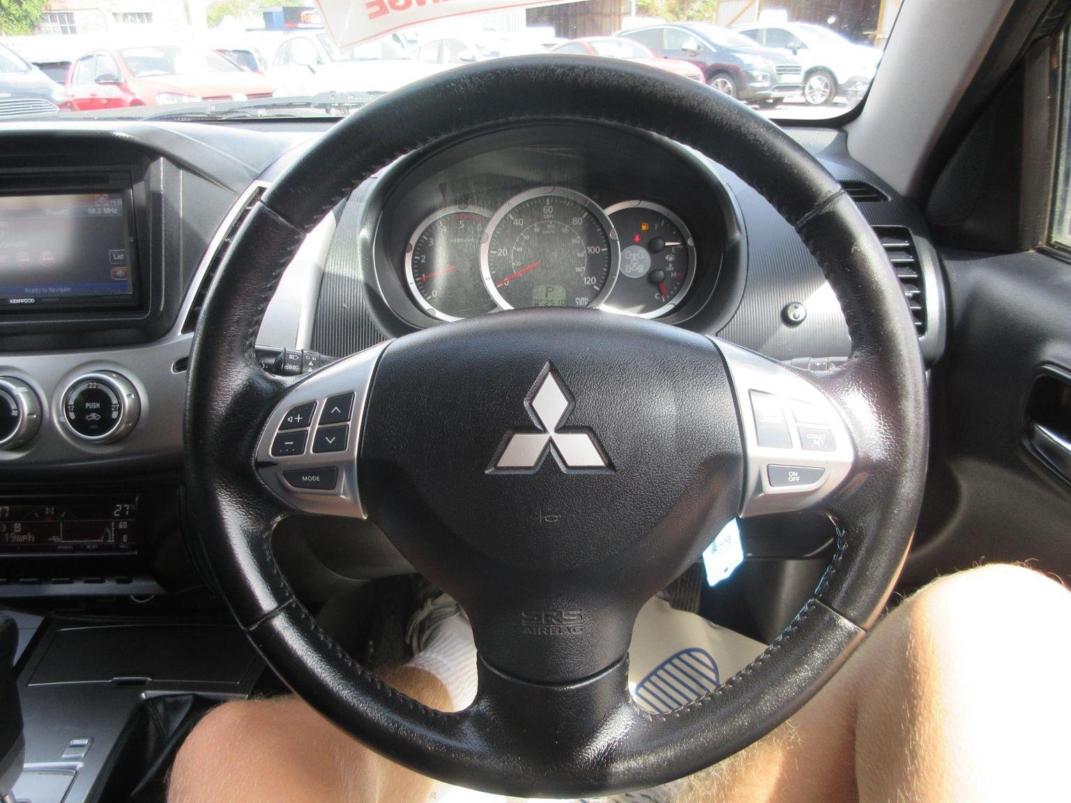 Mitsubishi L200