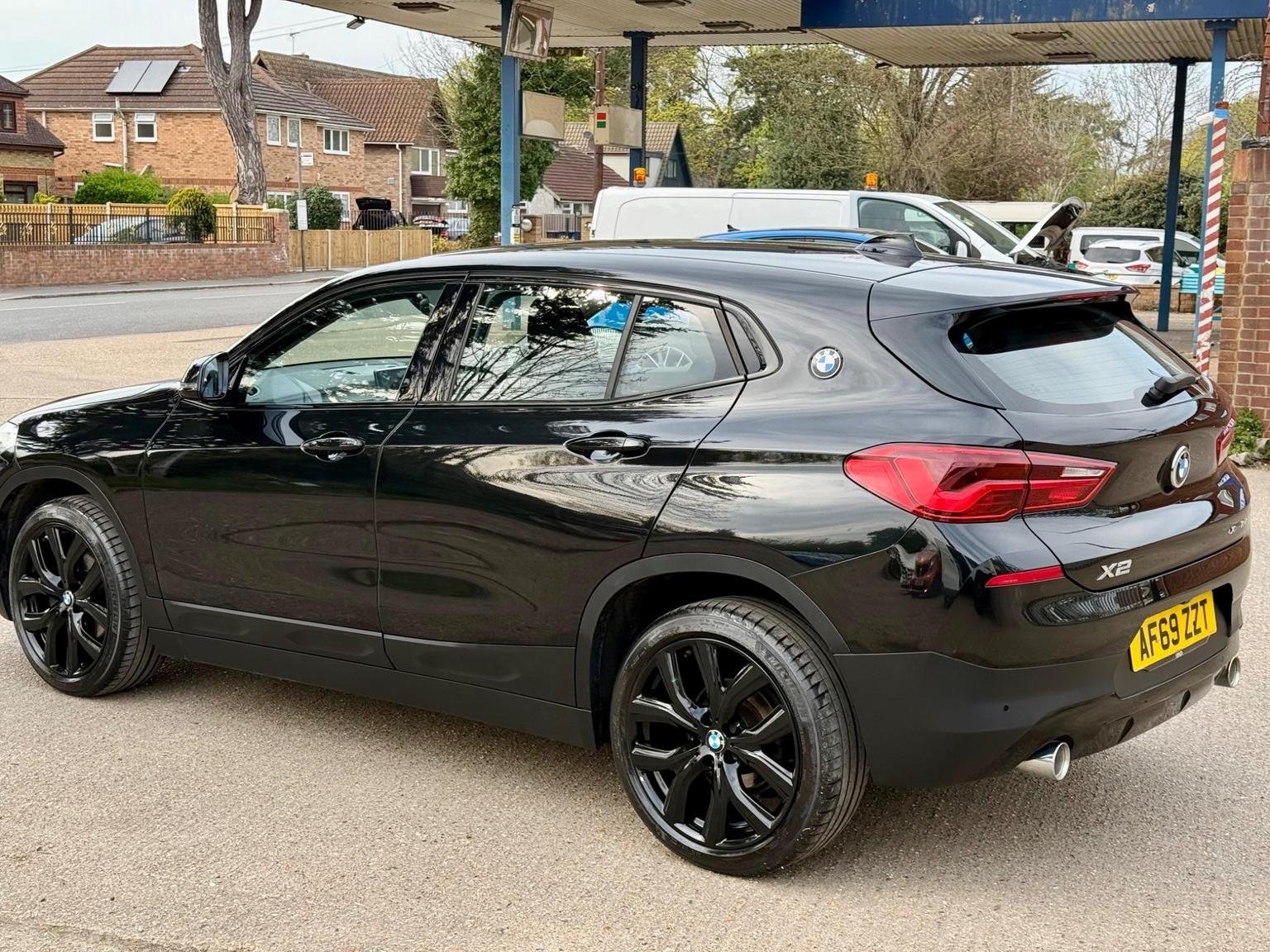 BMW X2