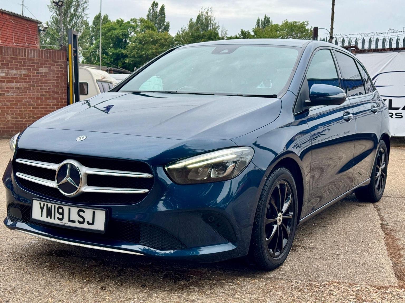 Mercedes Benz B Class