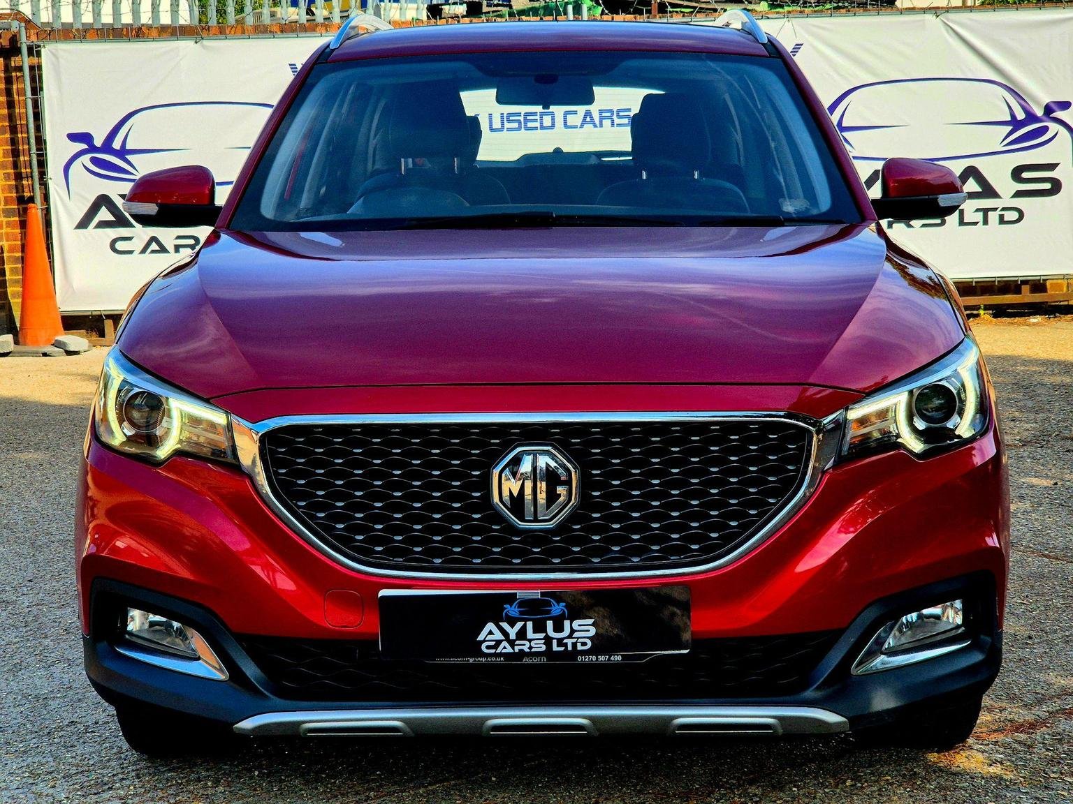 MG ZS