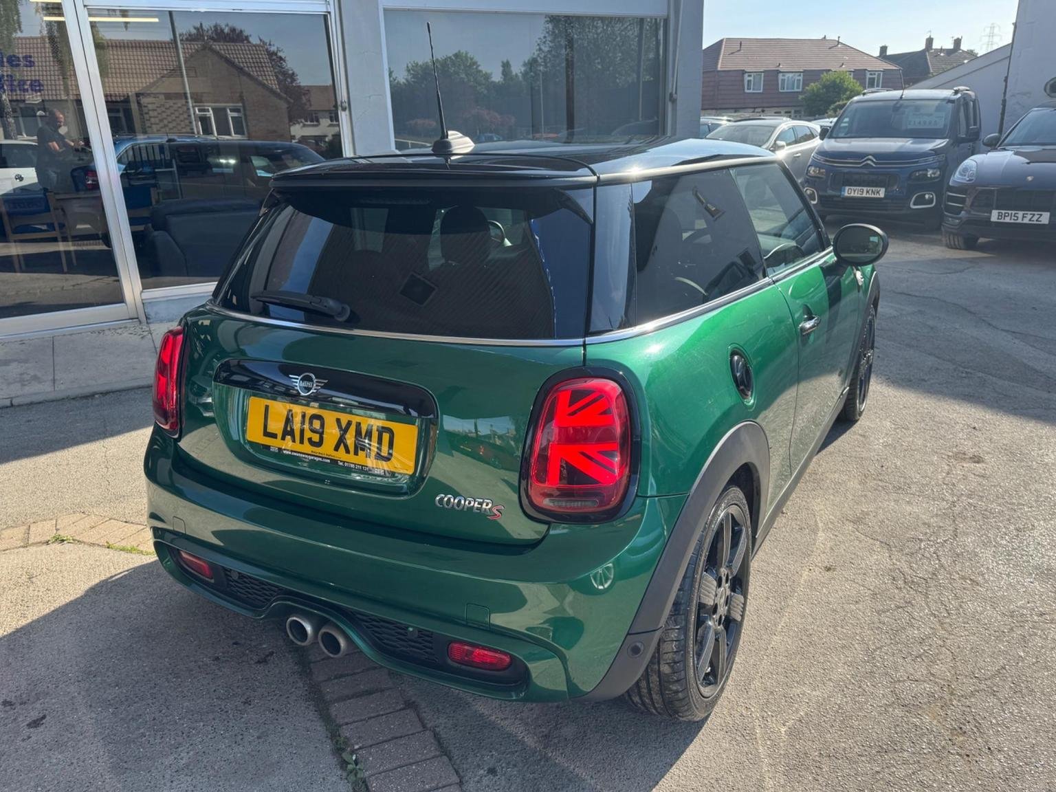 MINI Hatch