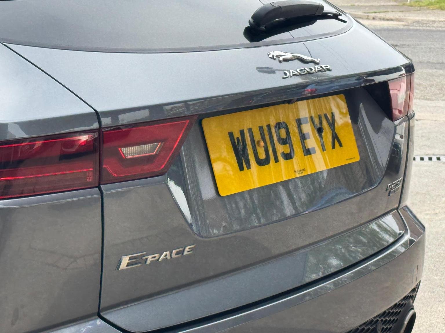 Jaguar E Pace