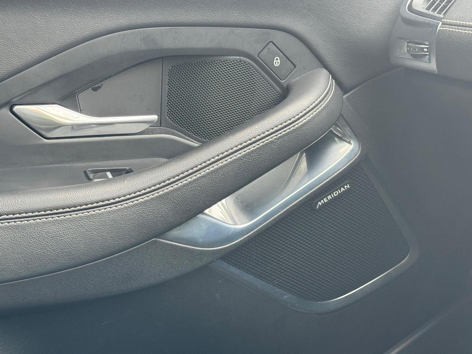 Jaguar E Pace