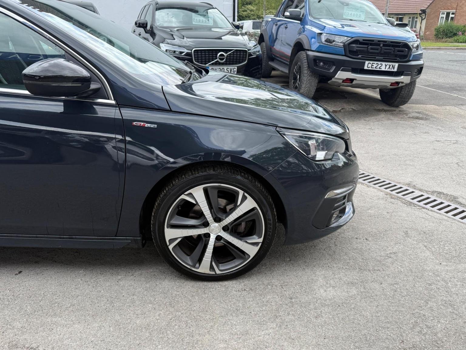 Peugeot 308