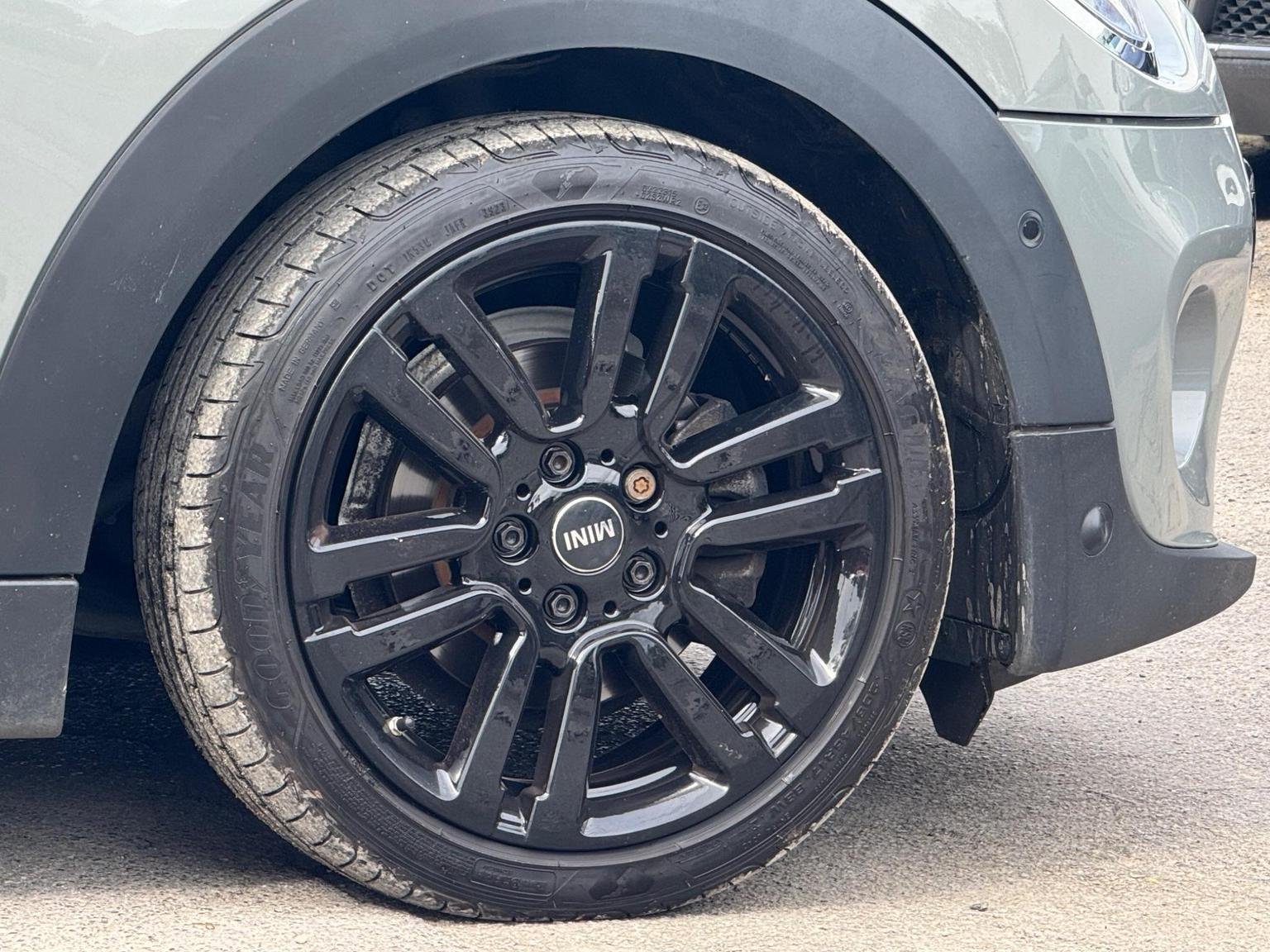 MINI Hatch