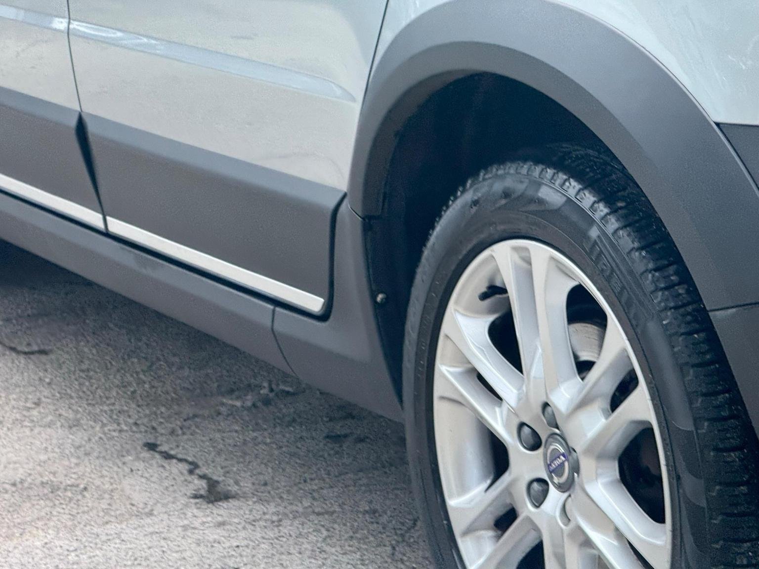 Volvo XC70