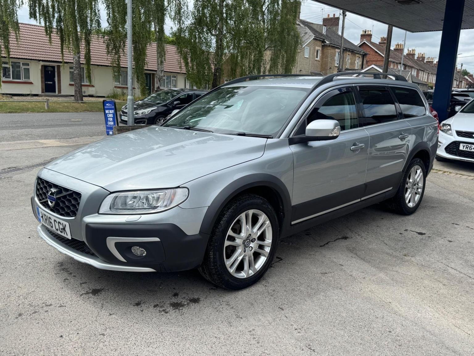 Volvo XC70