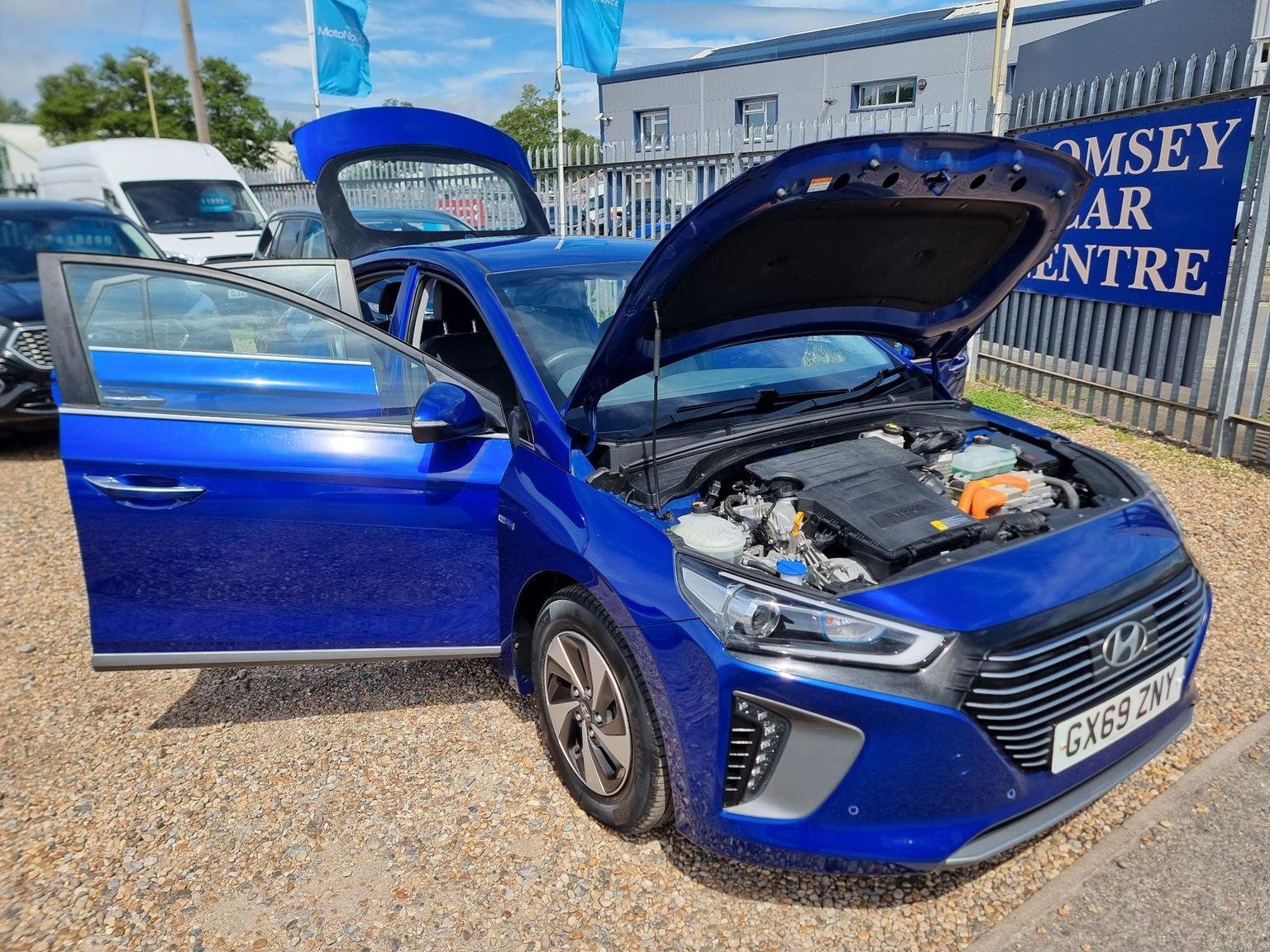 Hyundai IONIQ