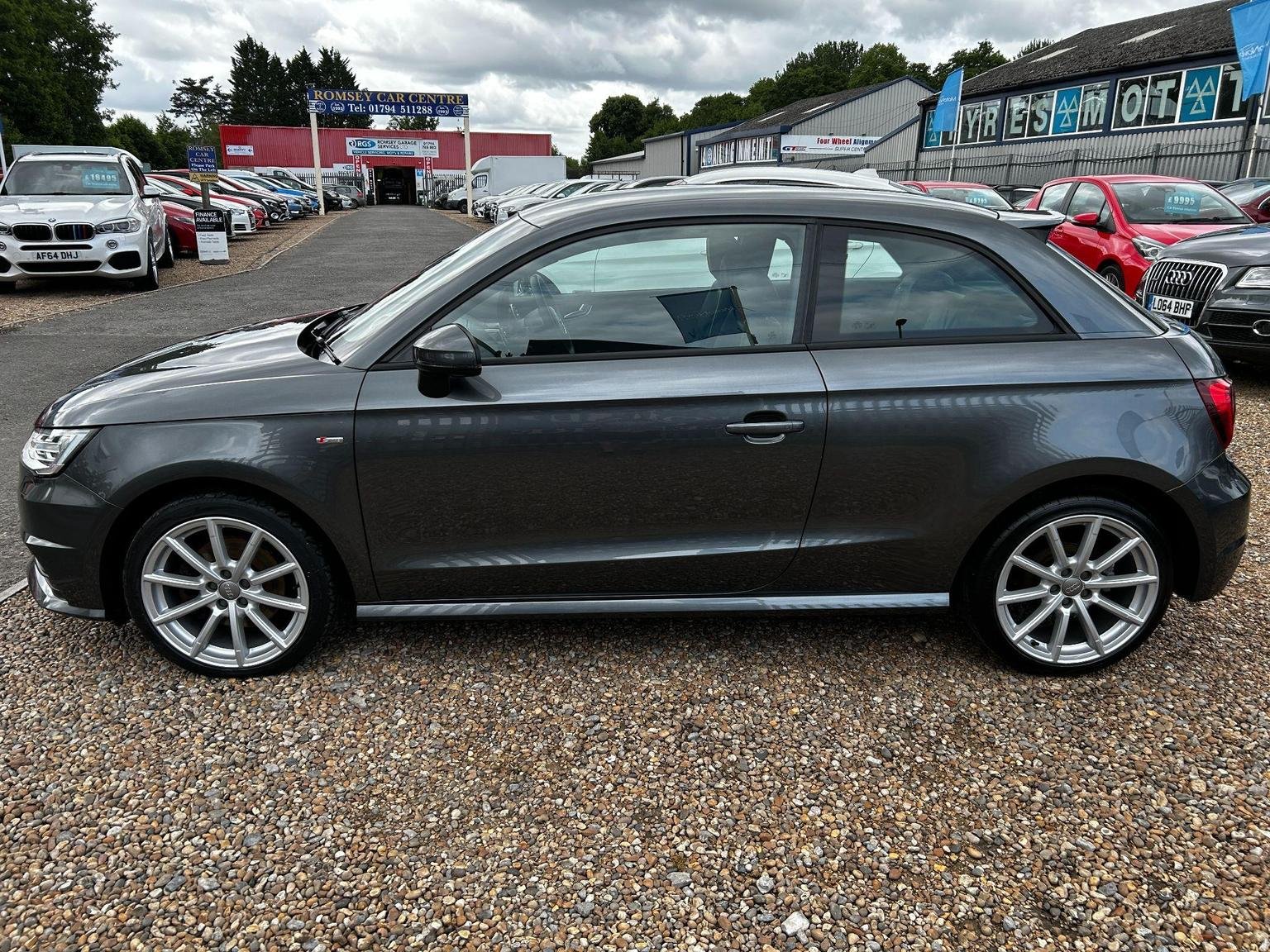 Audi A1