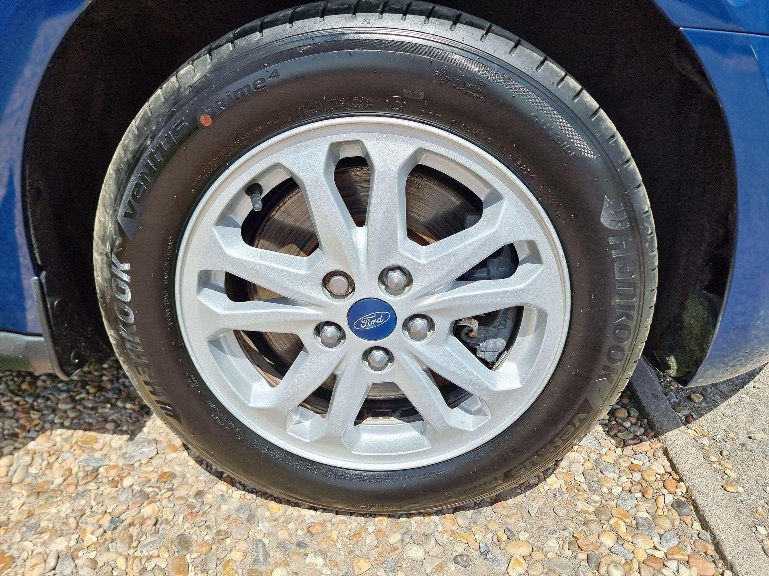 Ford Tourneo