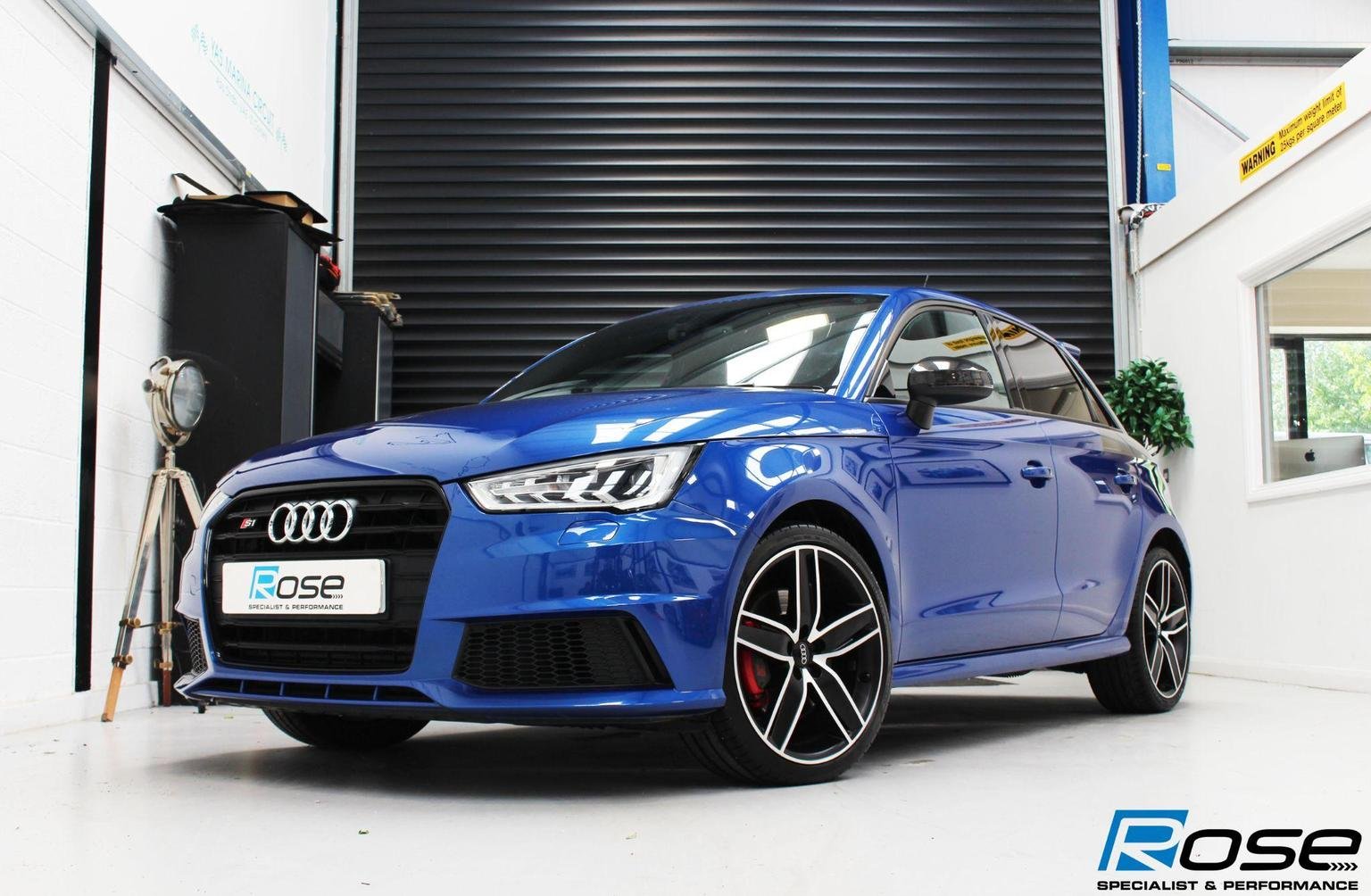Audi S1