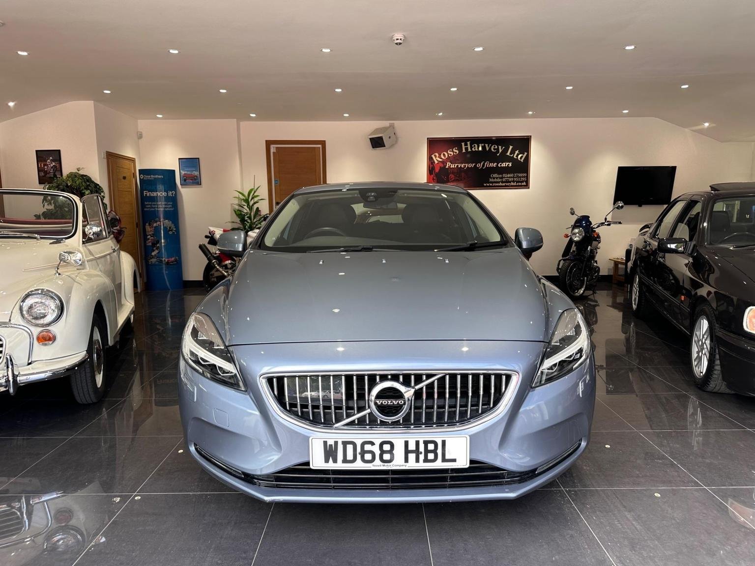 Volvo V40