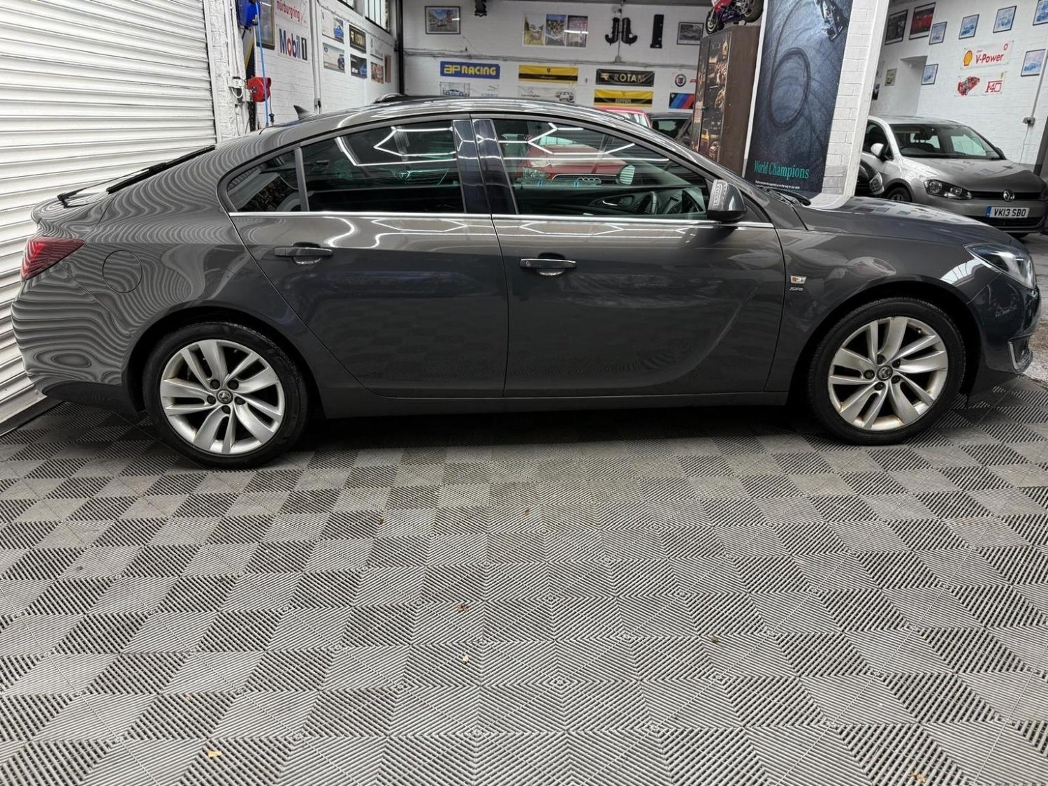 Vauxhall Insignia