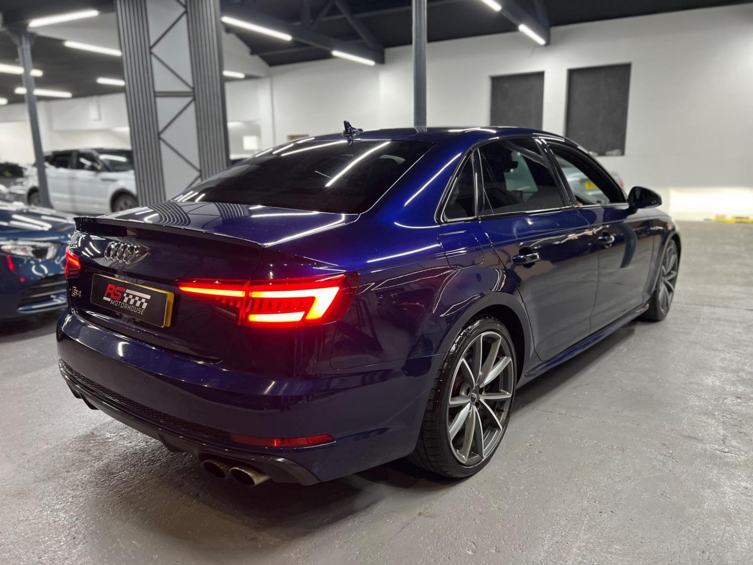 Audi S4