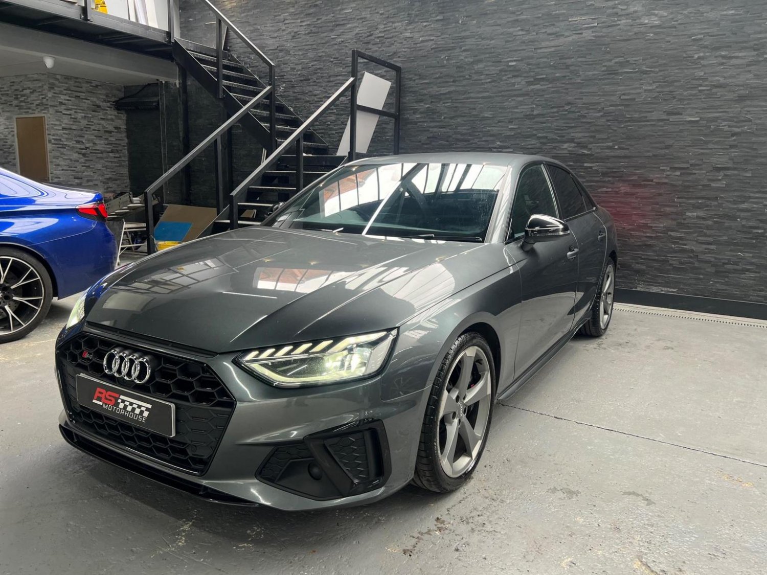 Audi S4