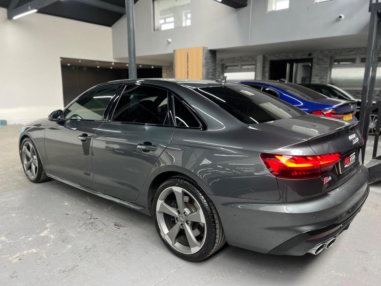 Audi S4