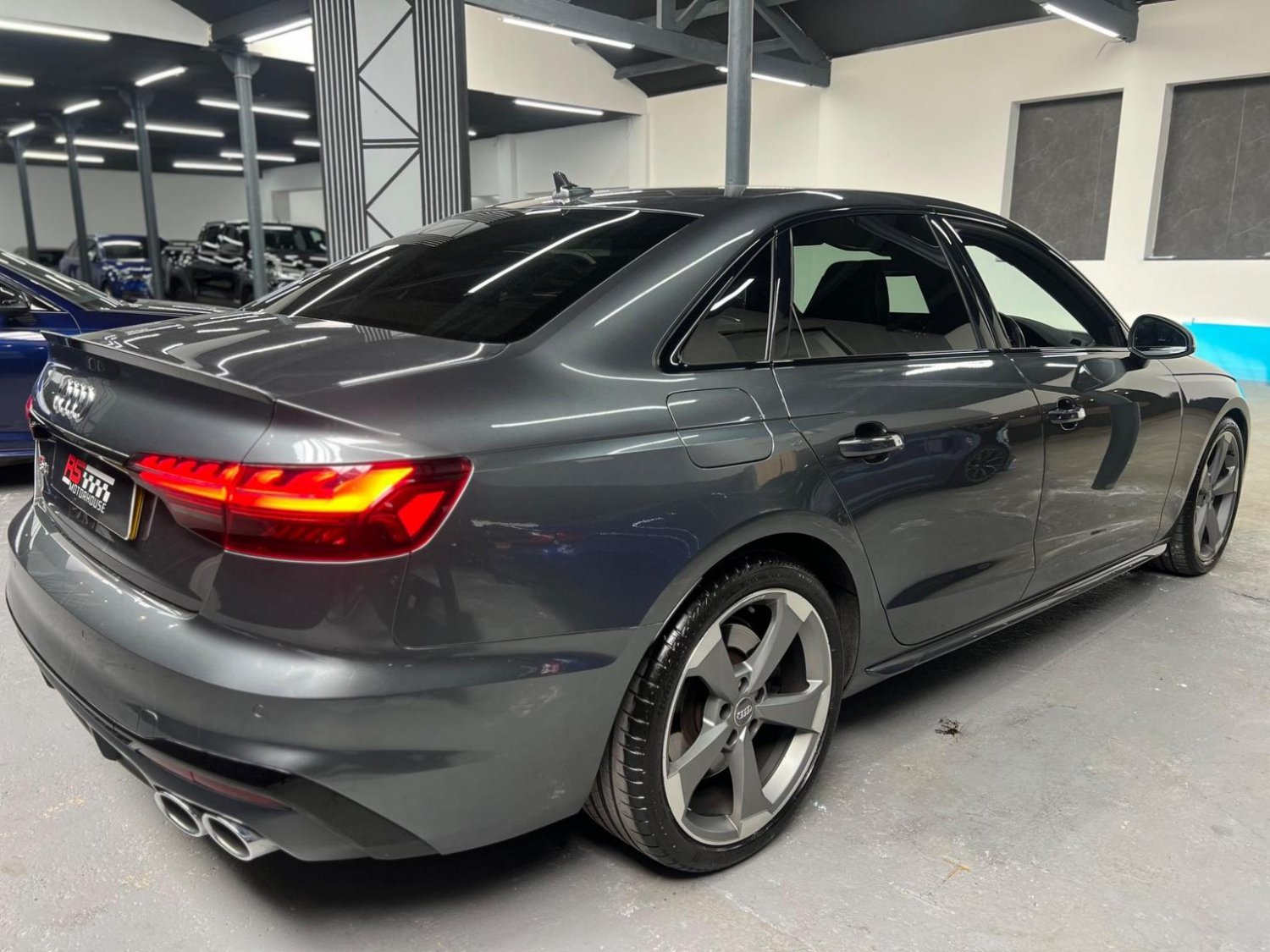 Audi S4