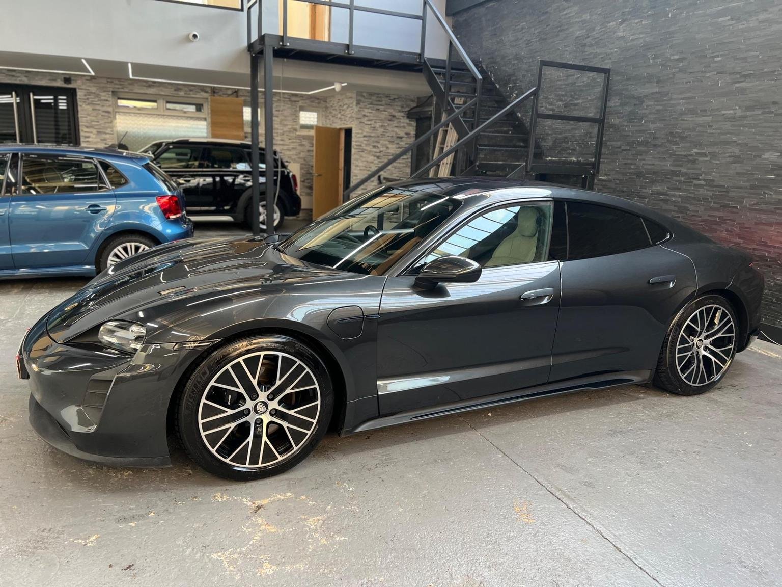 Porsche Taycan
