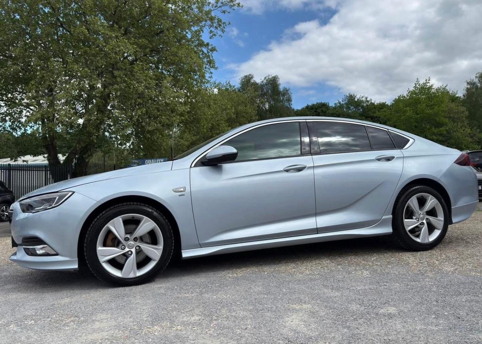 Vauxhall Insignia