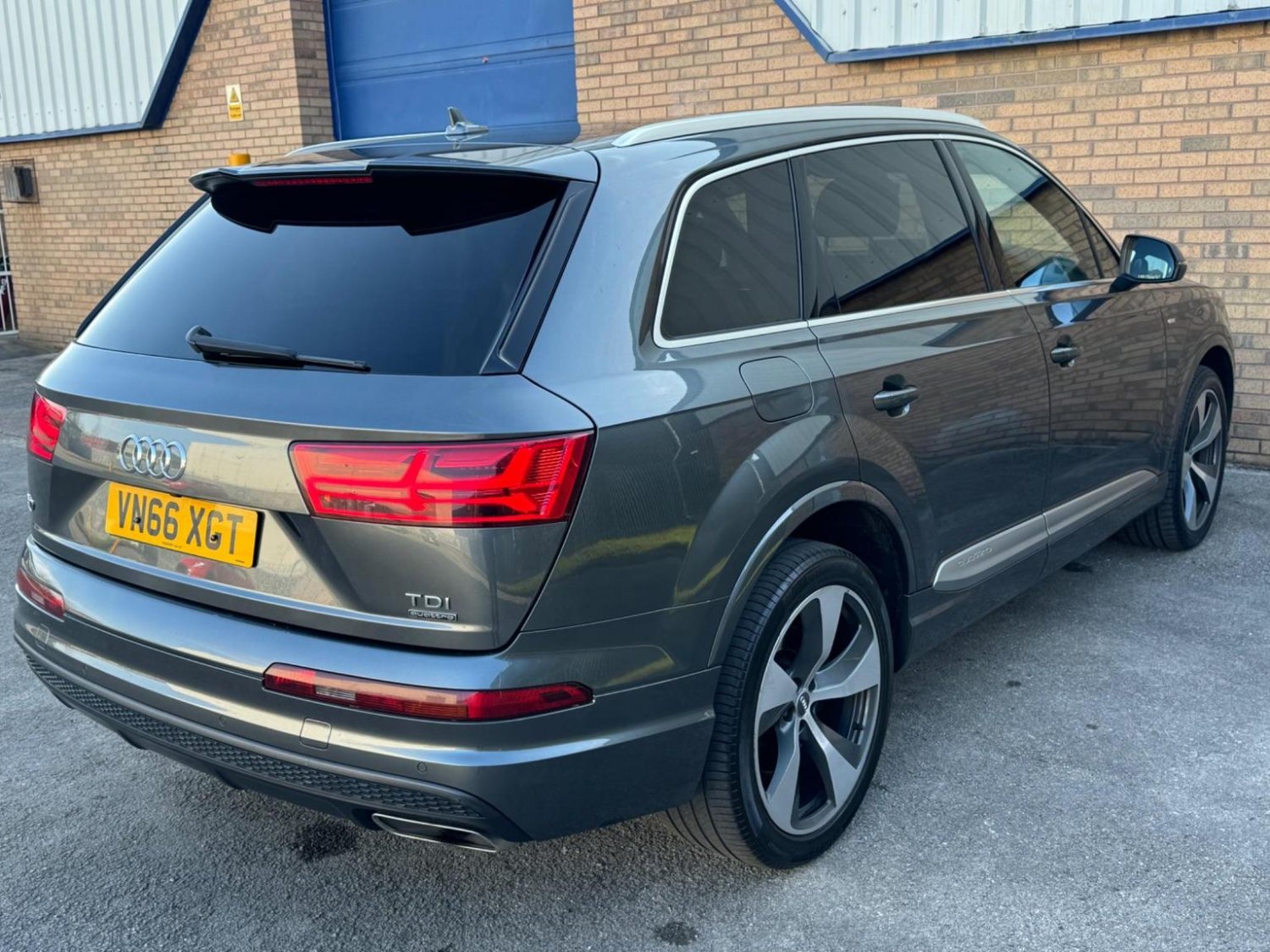 Audi Q7