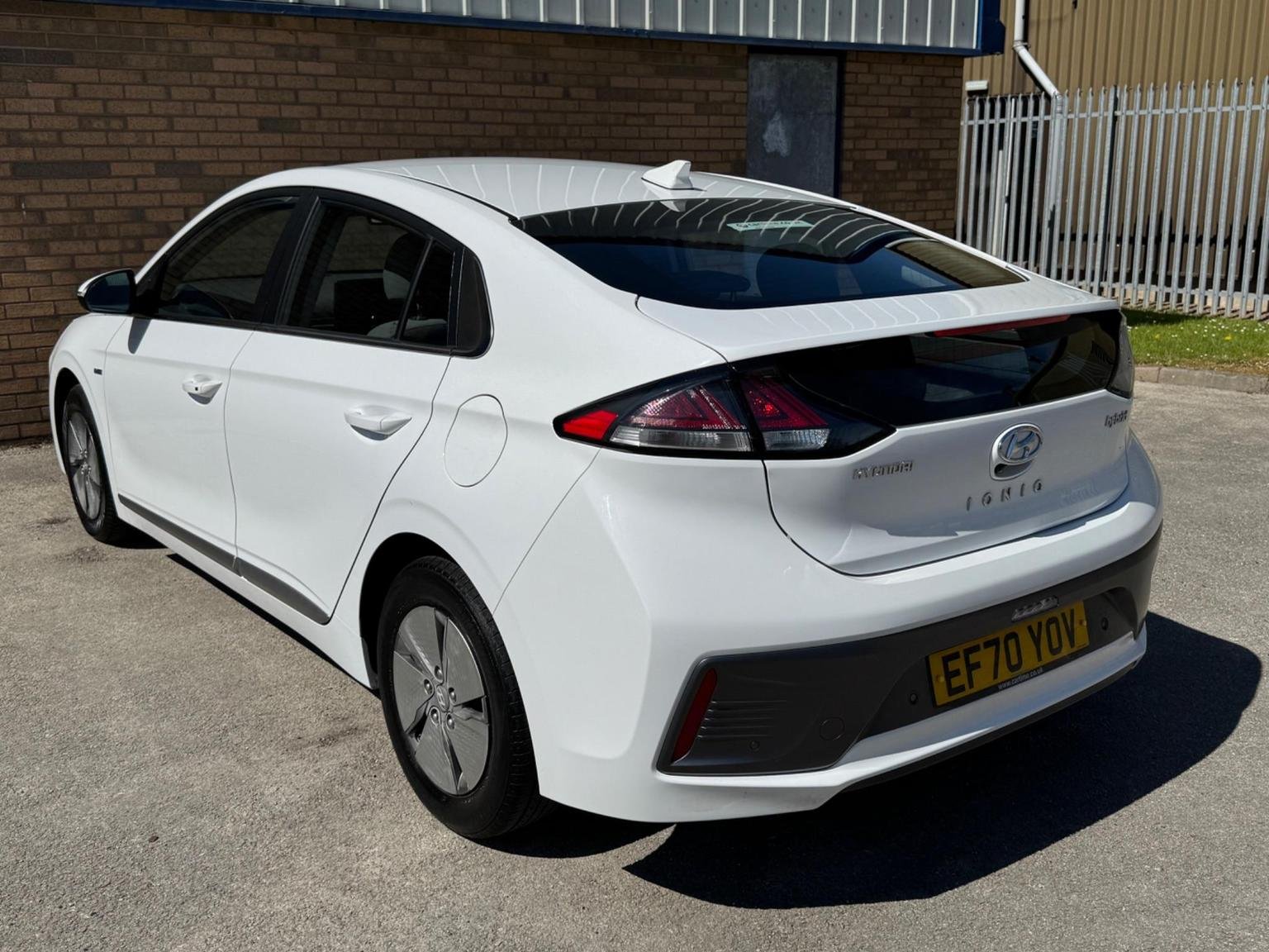 Hyundai IONIQ