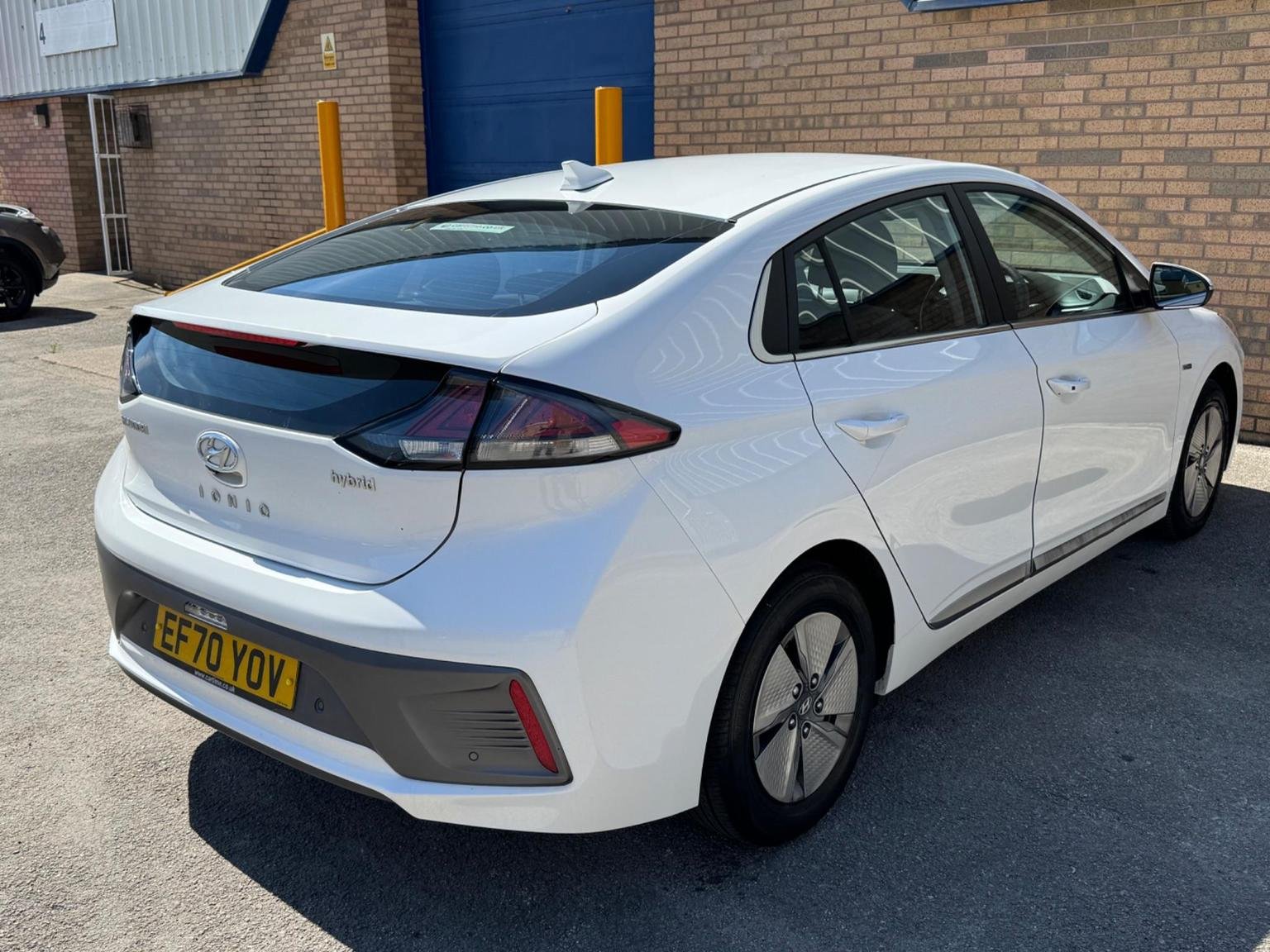 Hyundai IONIQ