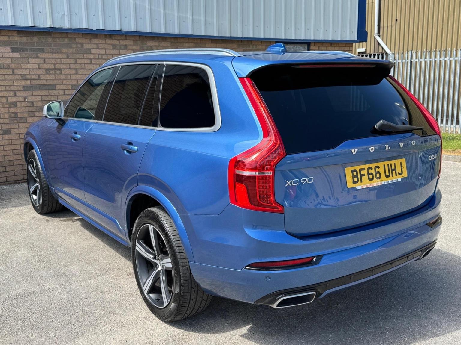 Volvo XC90