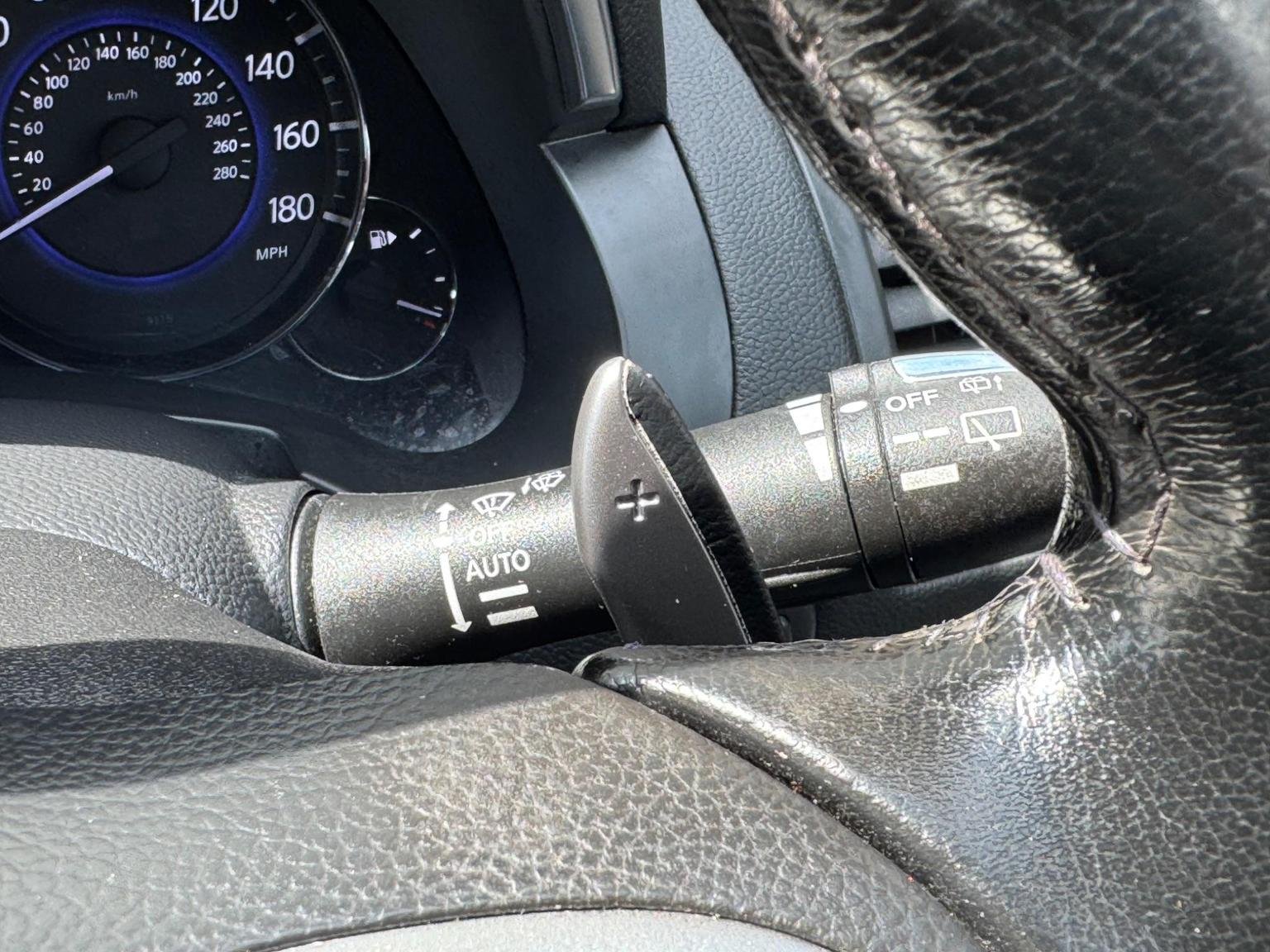 Infiniti QX70