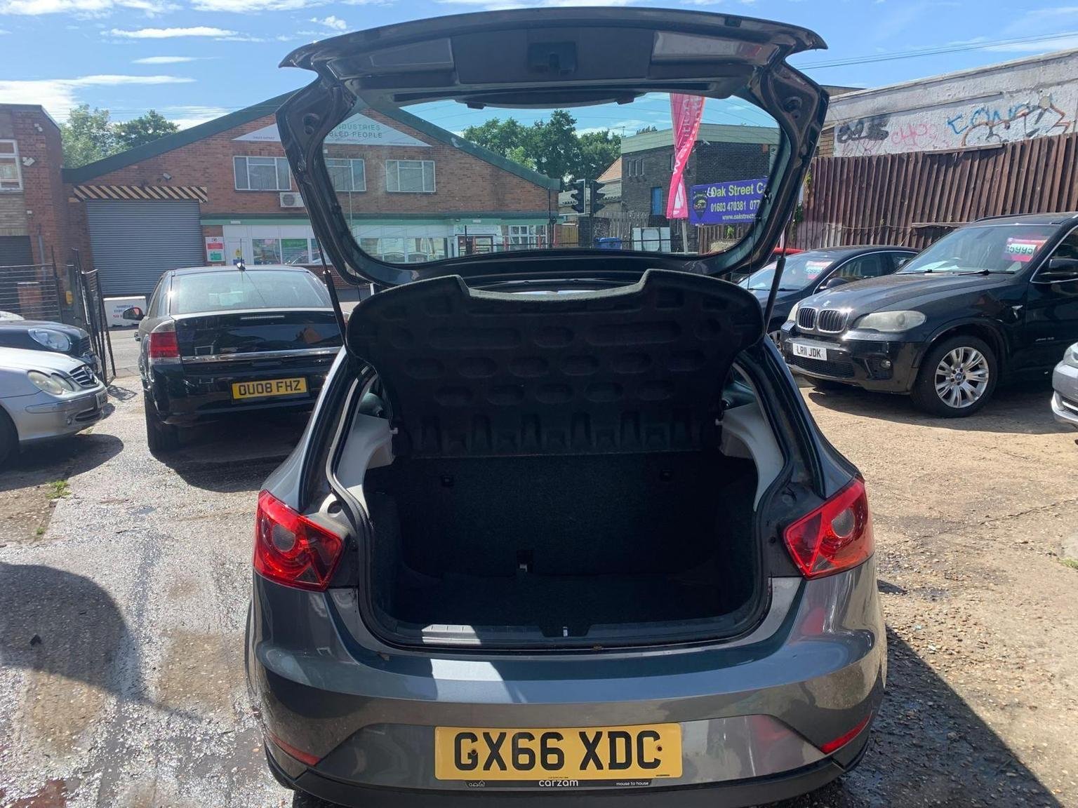 SEAT Ibiza