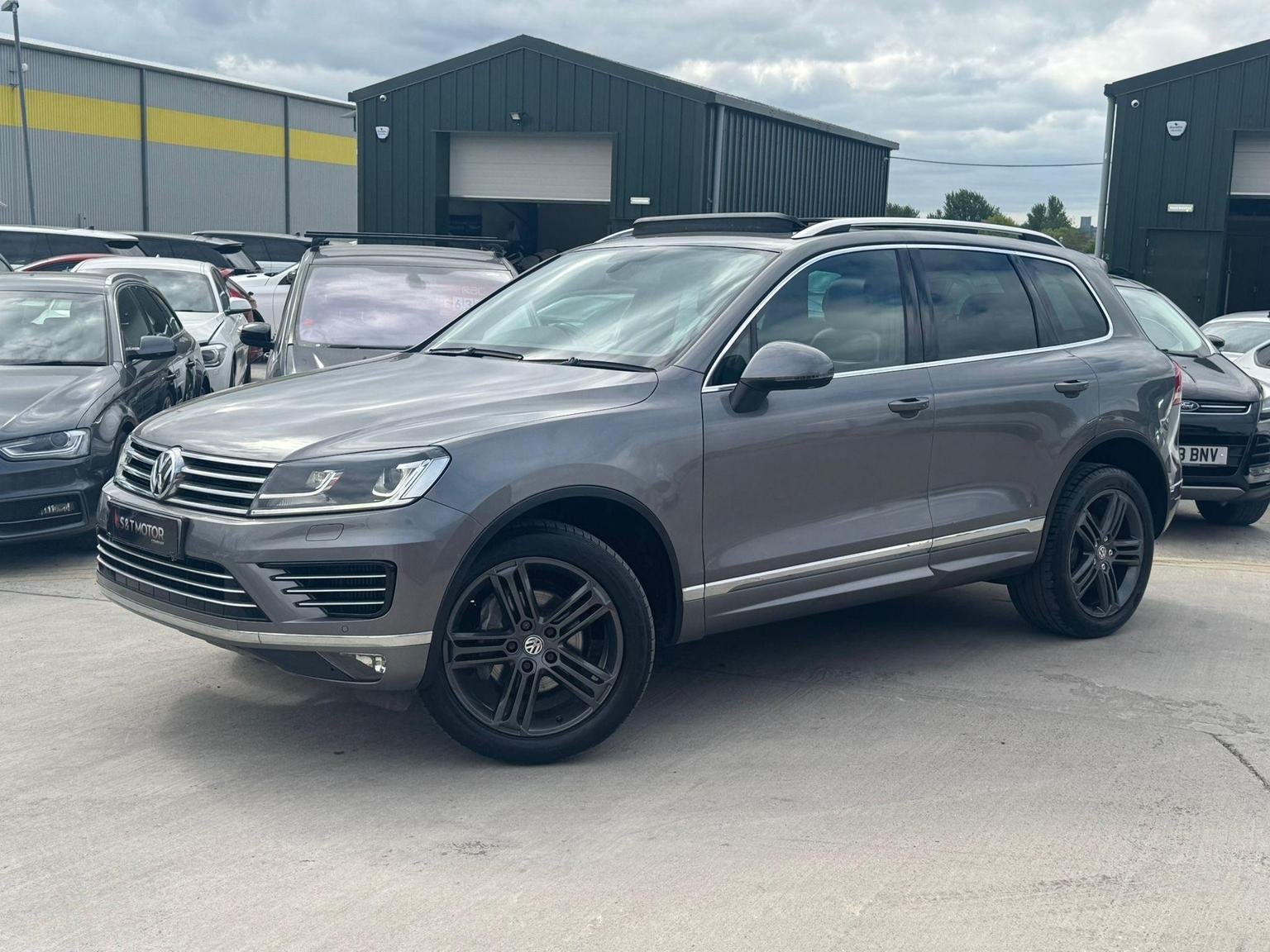 Volkswagen Touareg