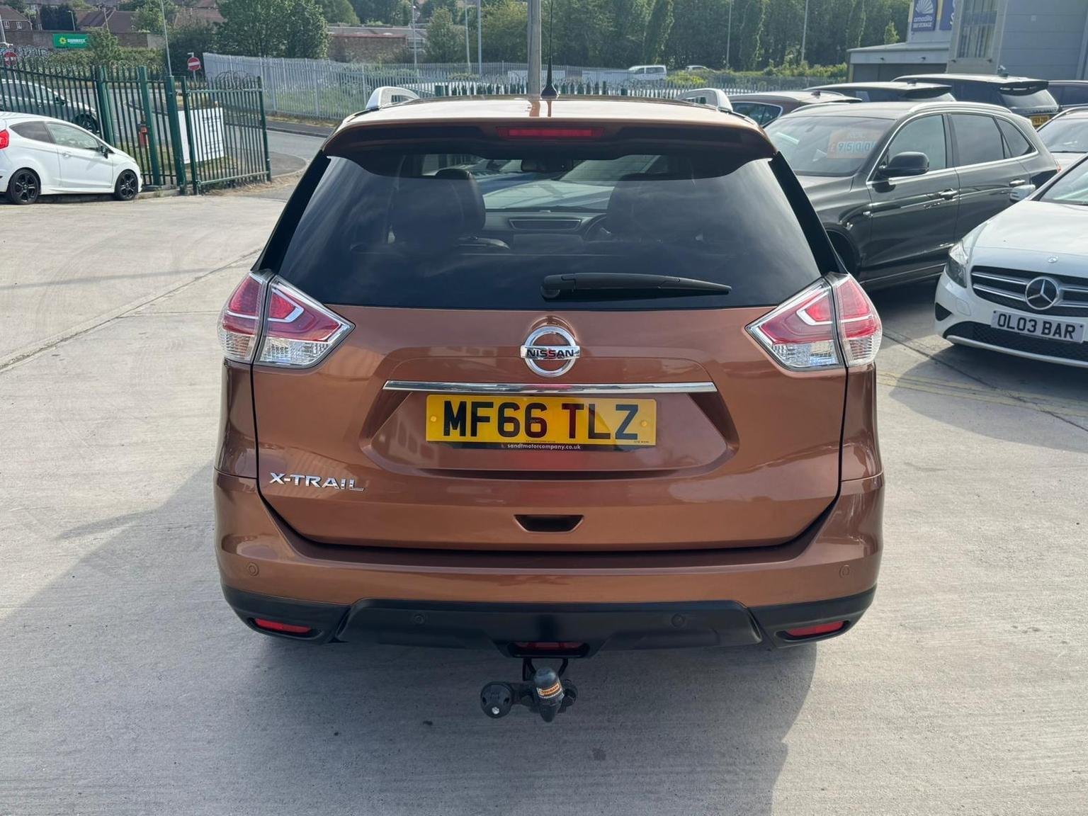 Nissan X Trail