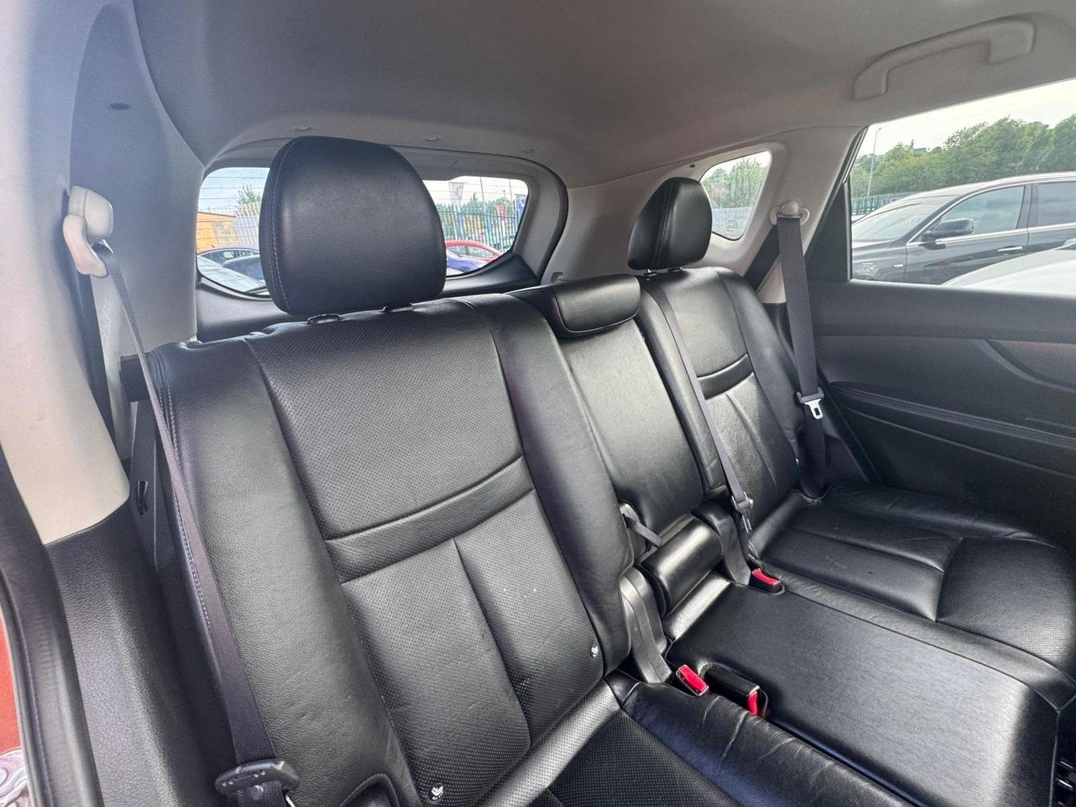 Nissan X Trail