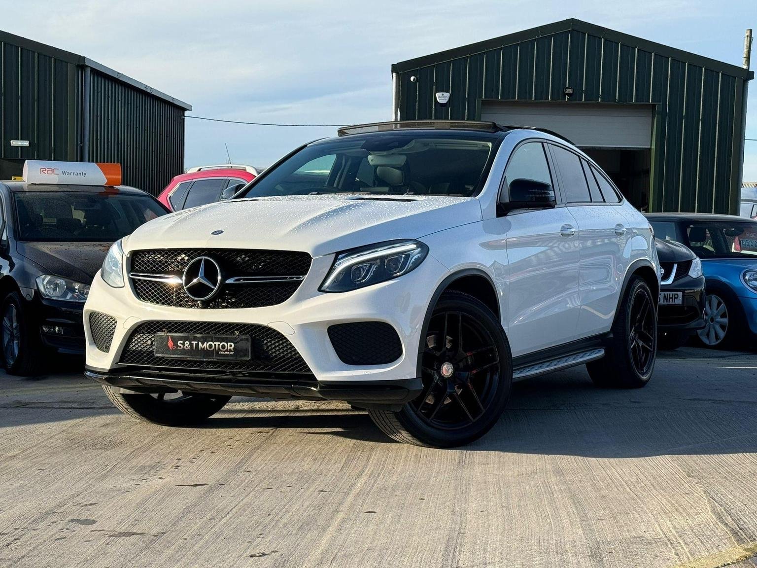 Mercedes Benz GLE-CLASS
