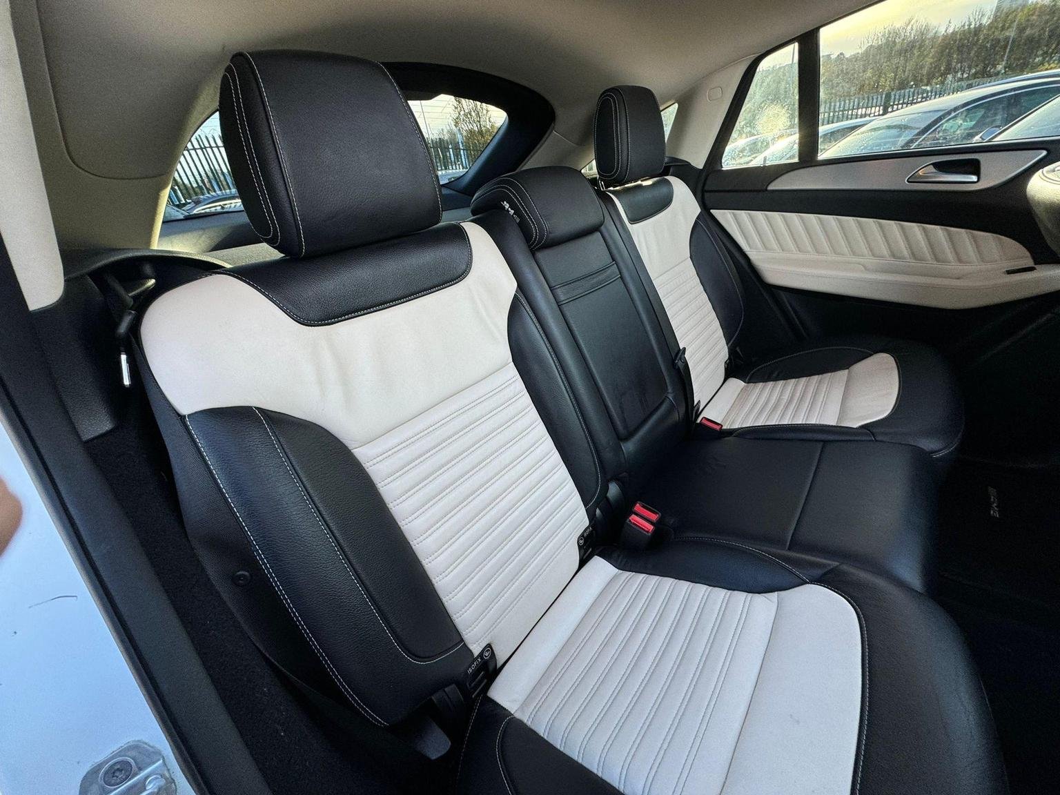 Mercedes Benz GLE-CLASS