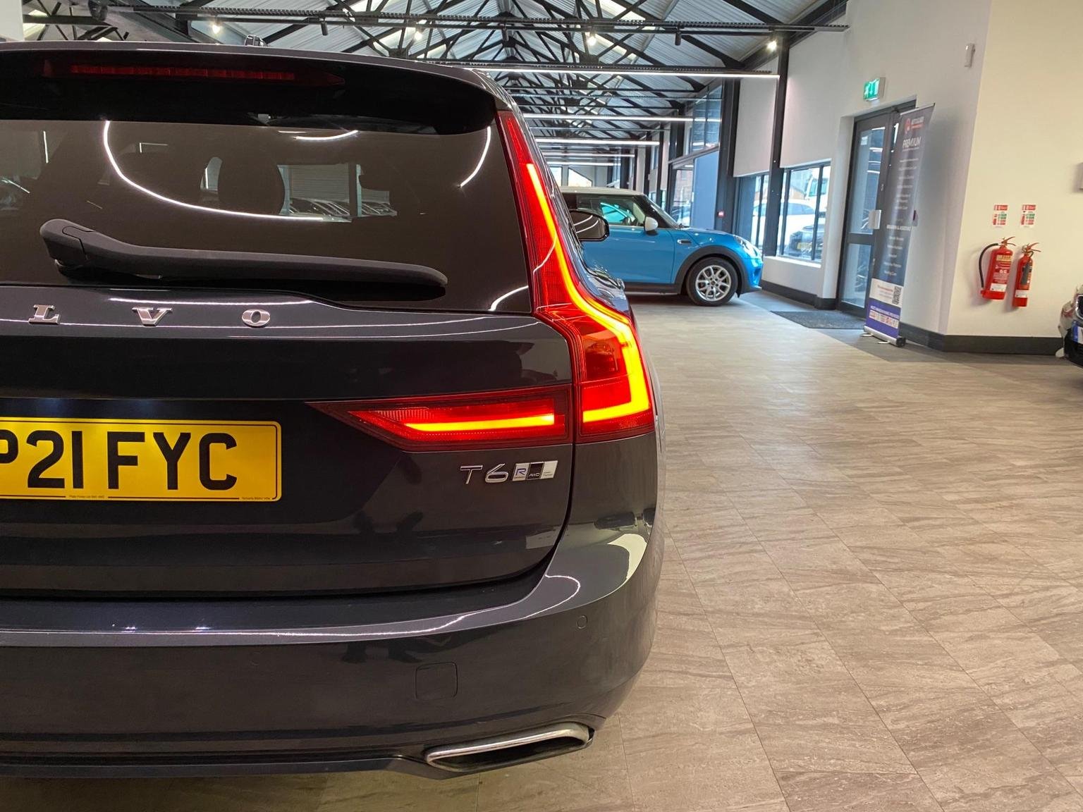 Volvo V90