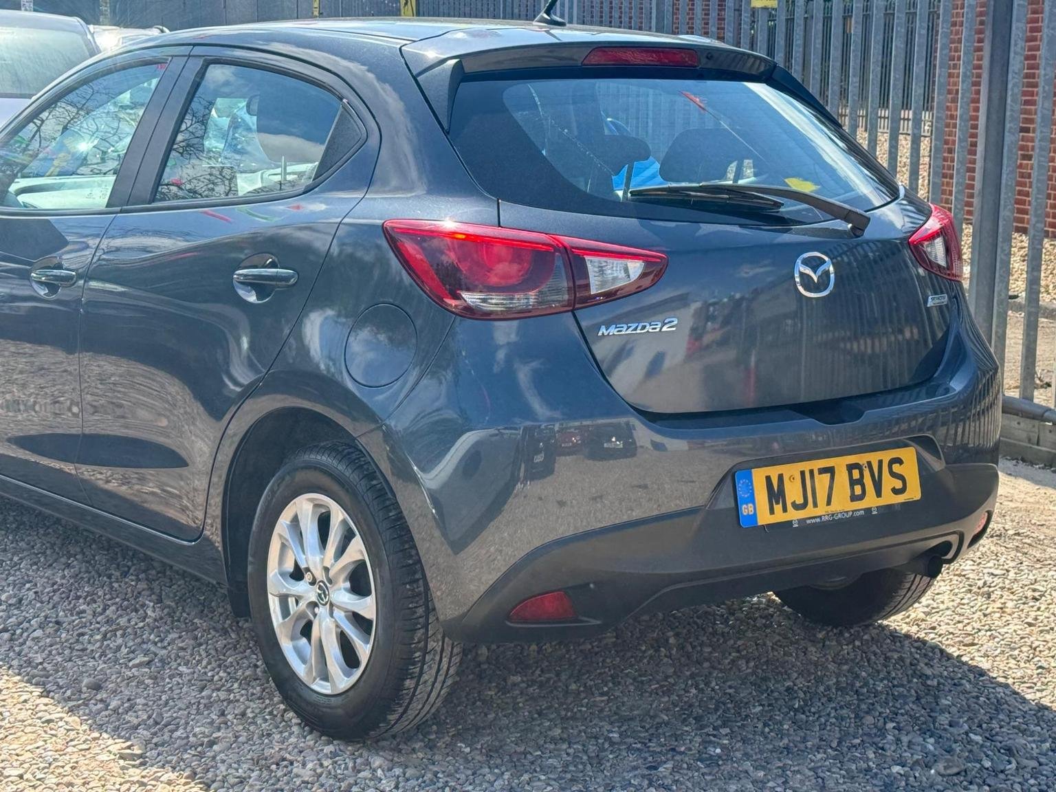 Mazda 2
