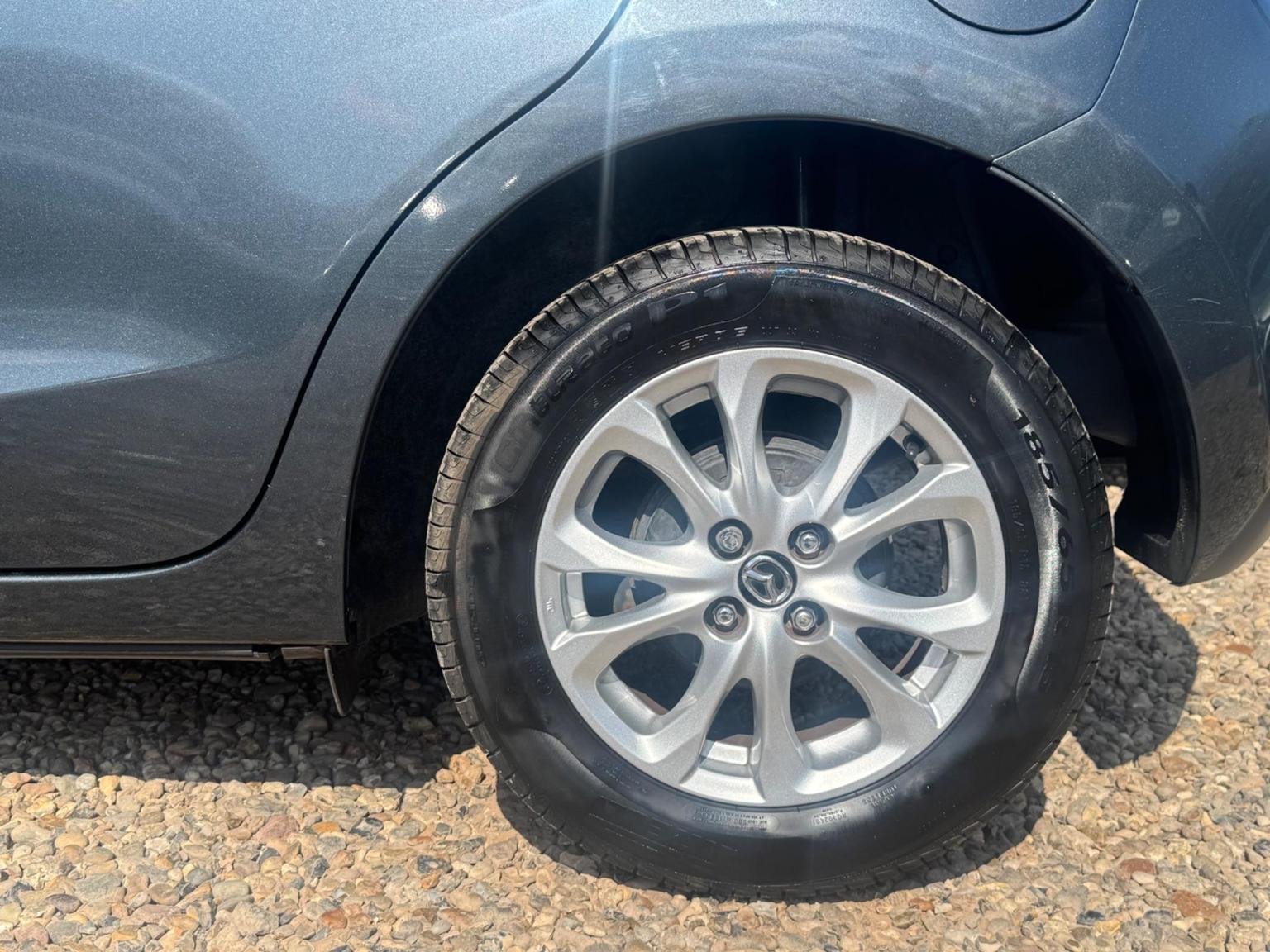 Mazda 2