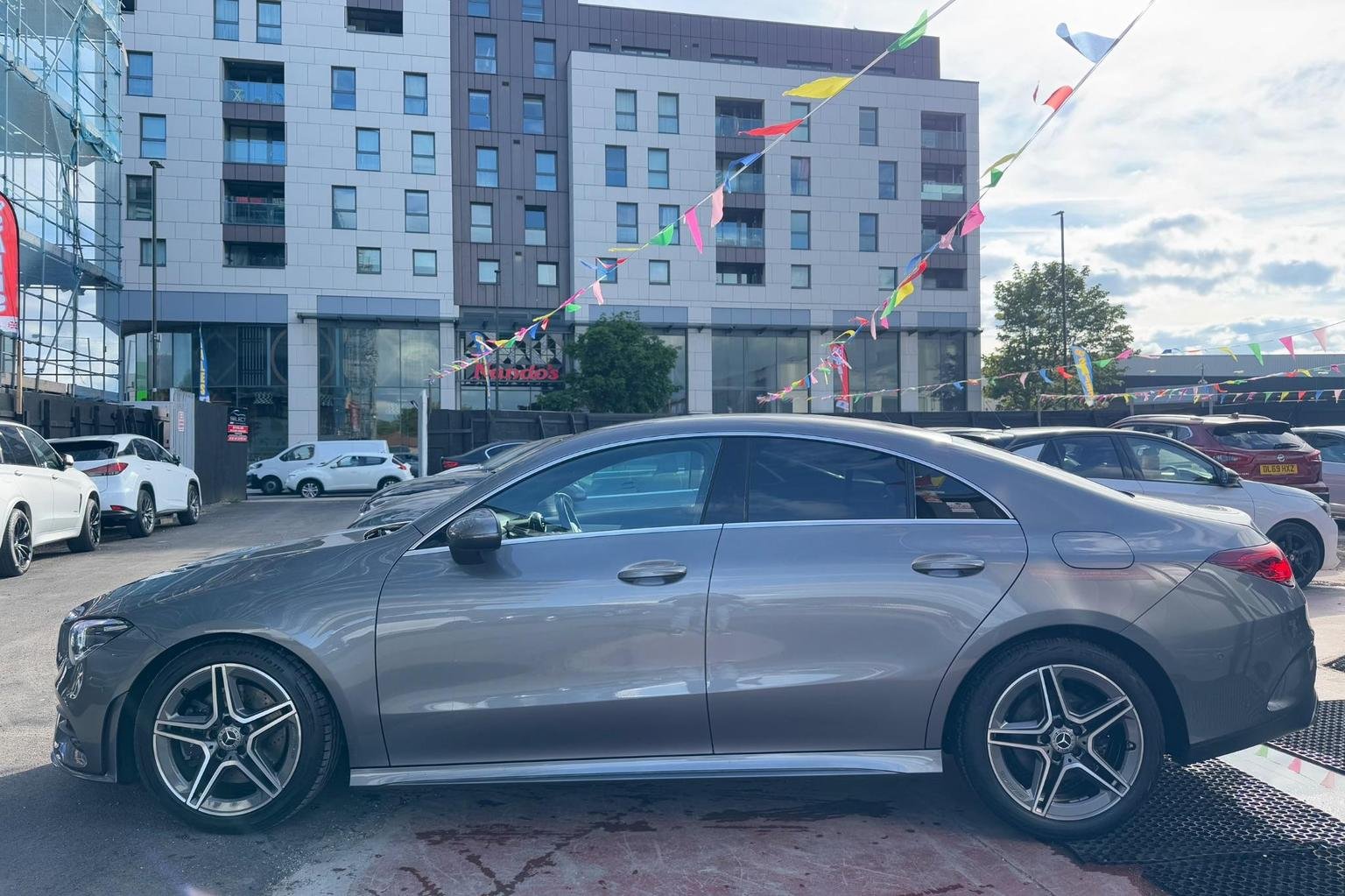 Mercedes Benz CLA