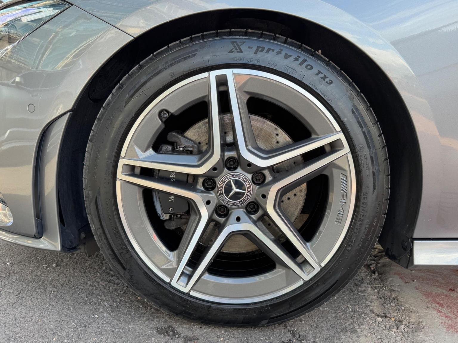 Mercedes Benz CLA