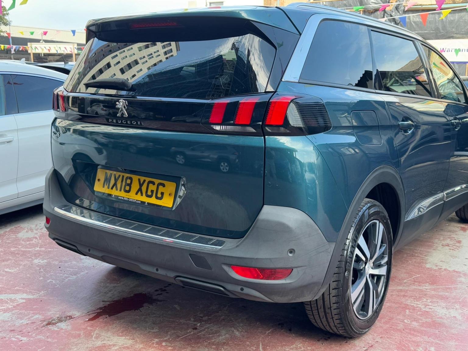 Peugeot 5008