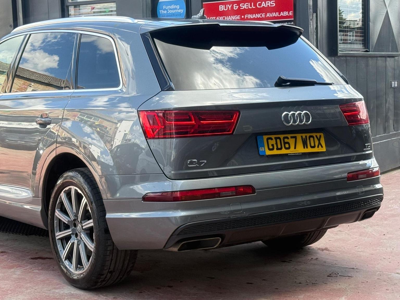 Audi Q7