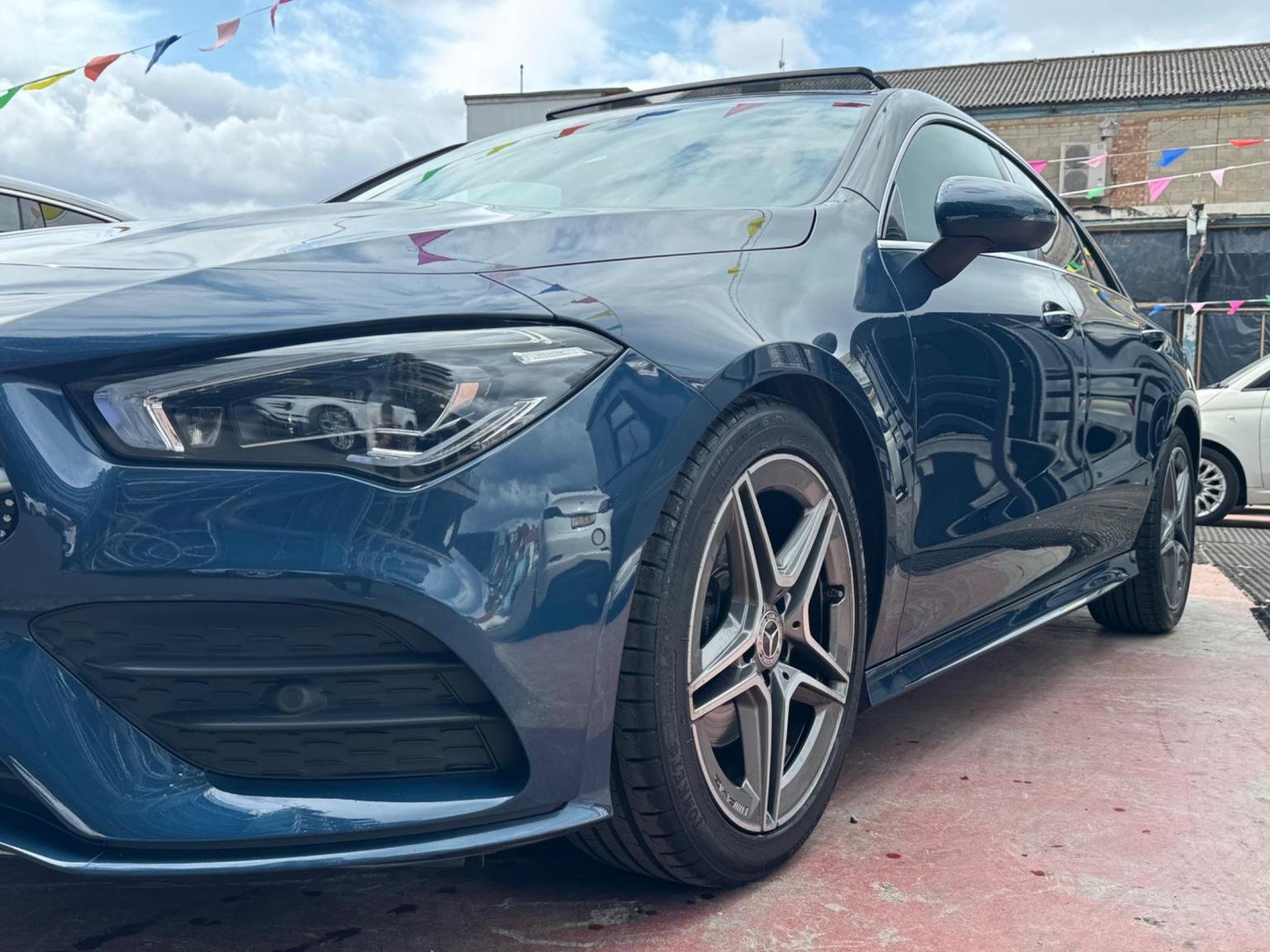 Mercedes Benz CLA